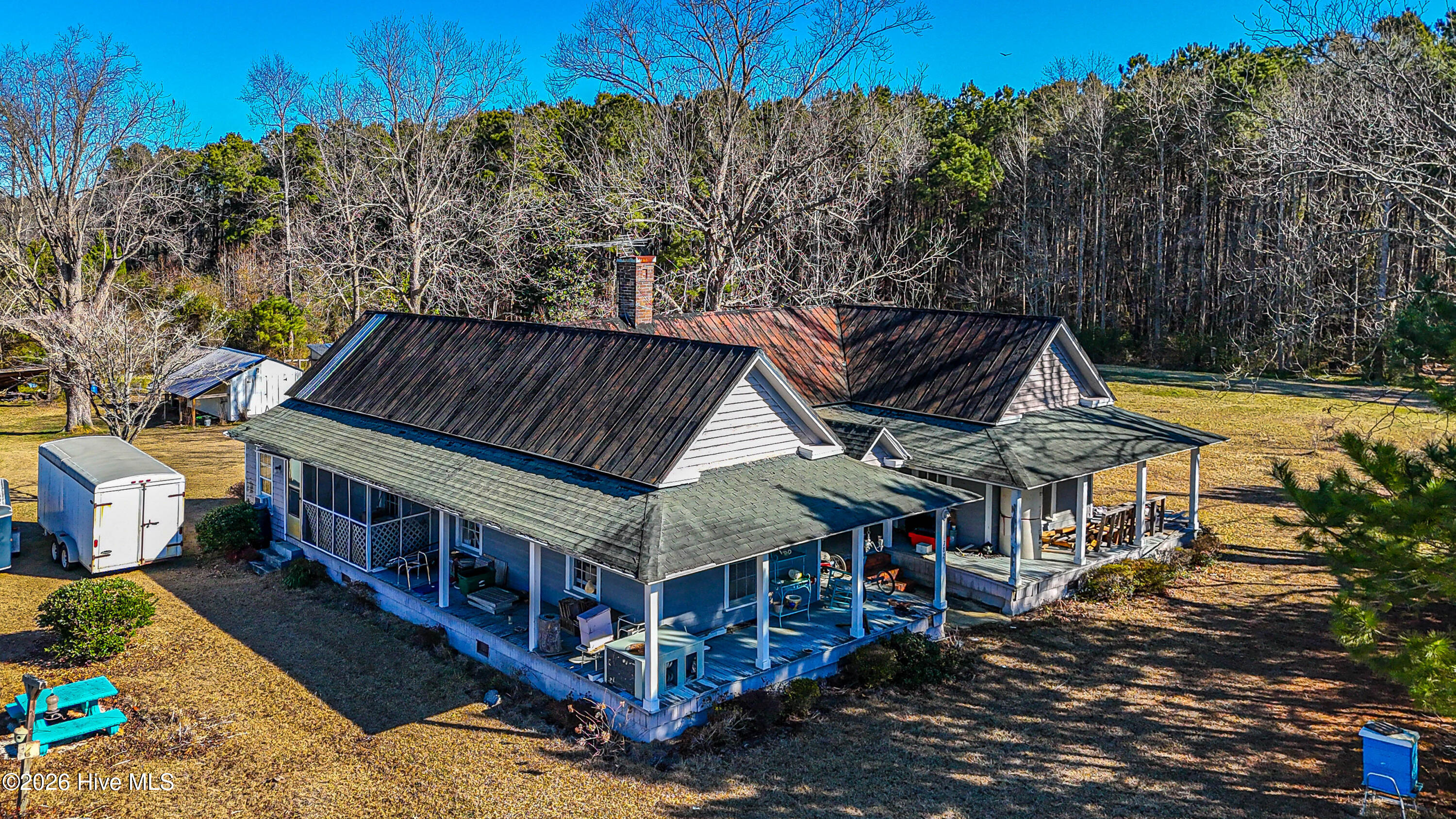 100549840 | Photo 11