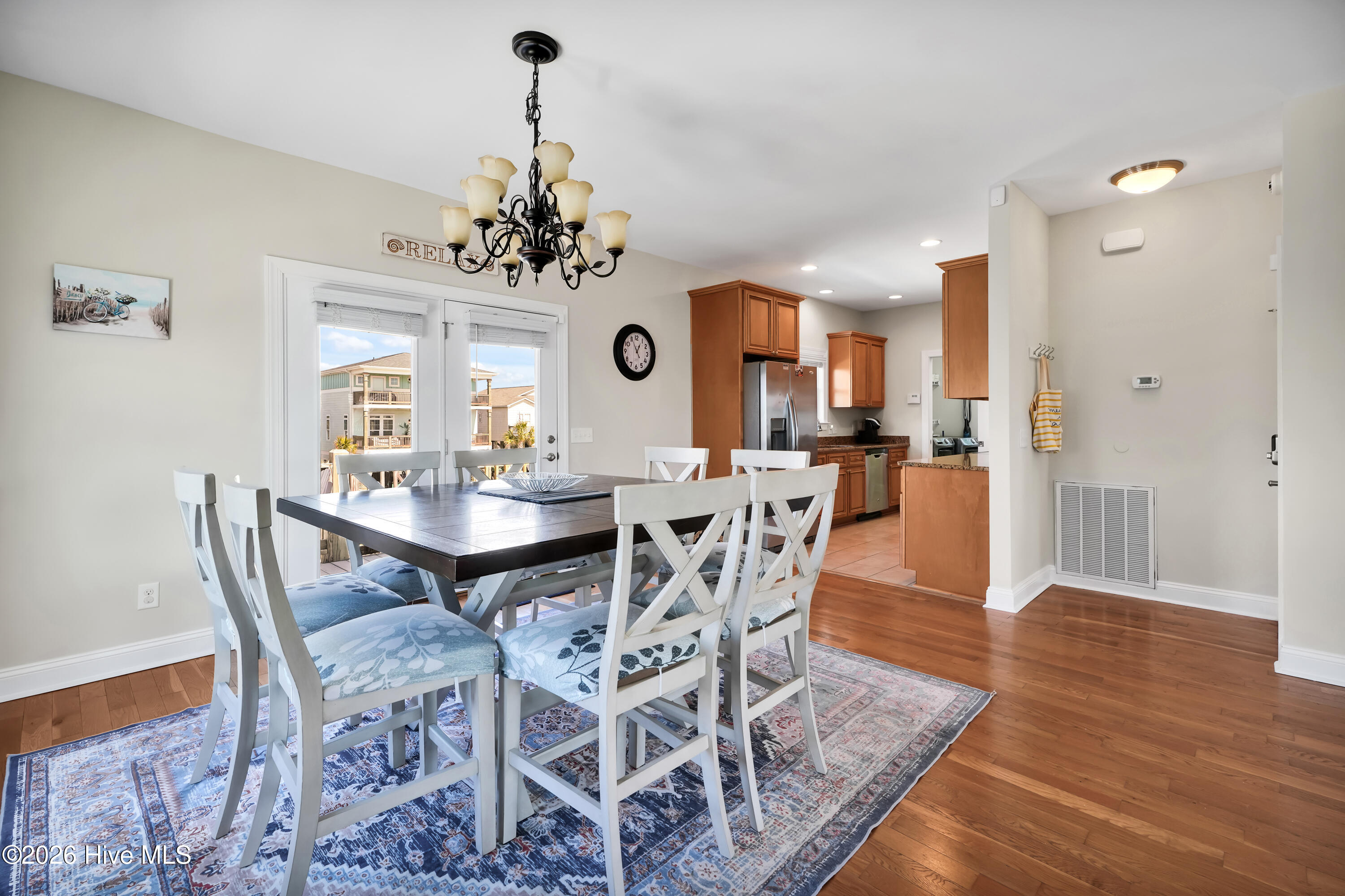 100559686 | Photo 20