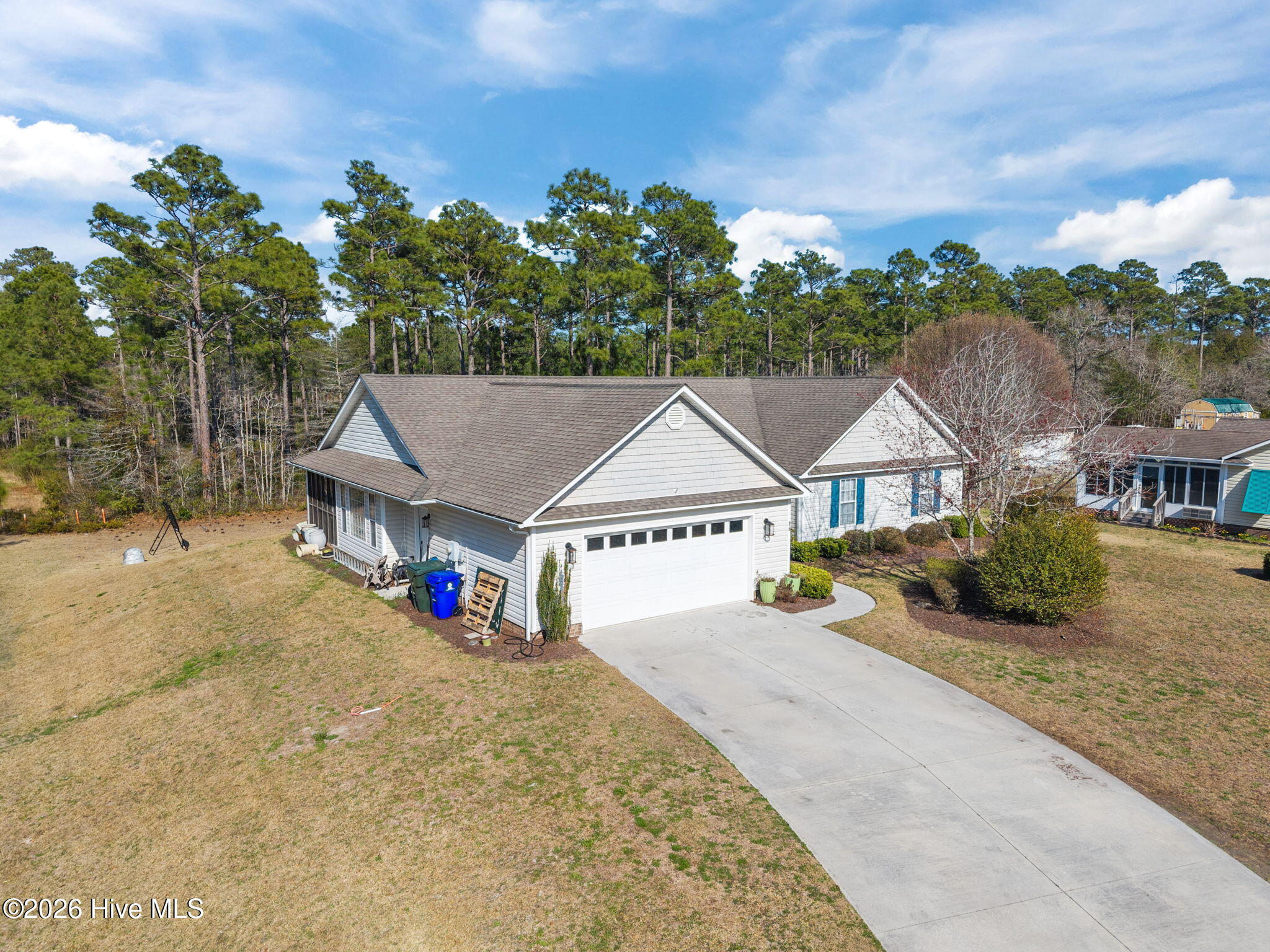 100559143 | Photo 36