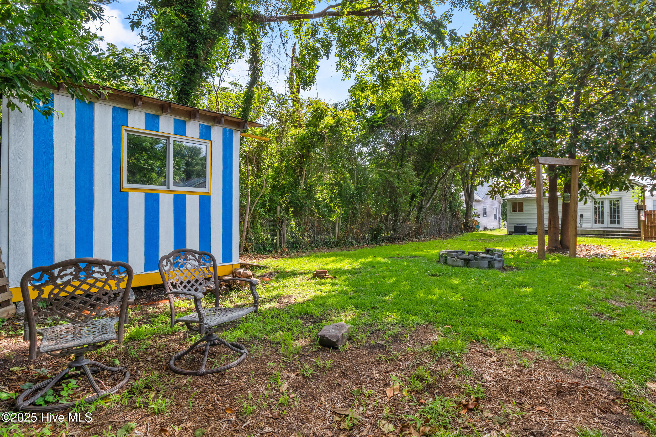 100544769 | Photo 28