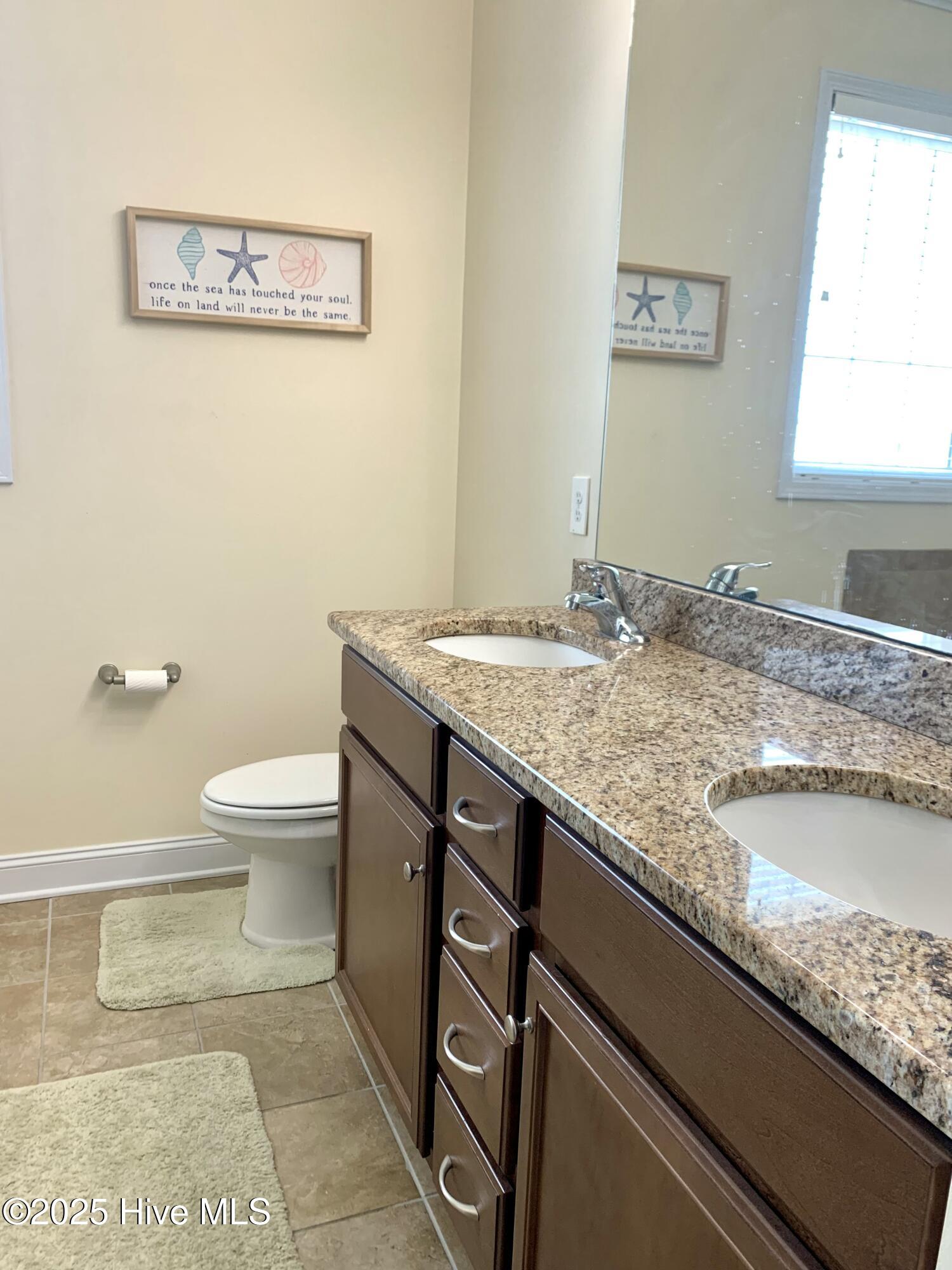 100536015 | Photo 38