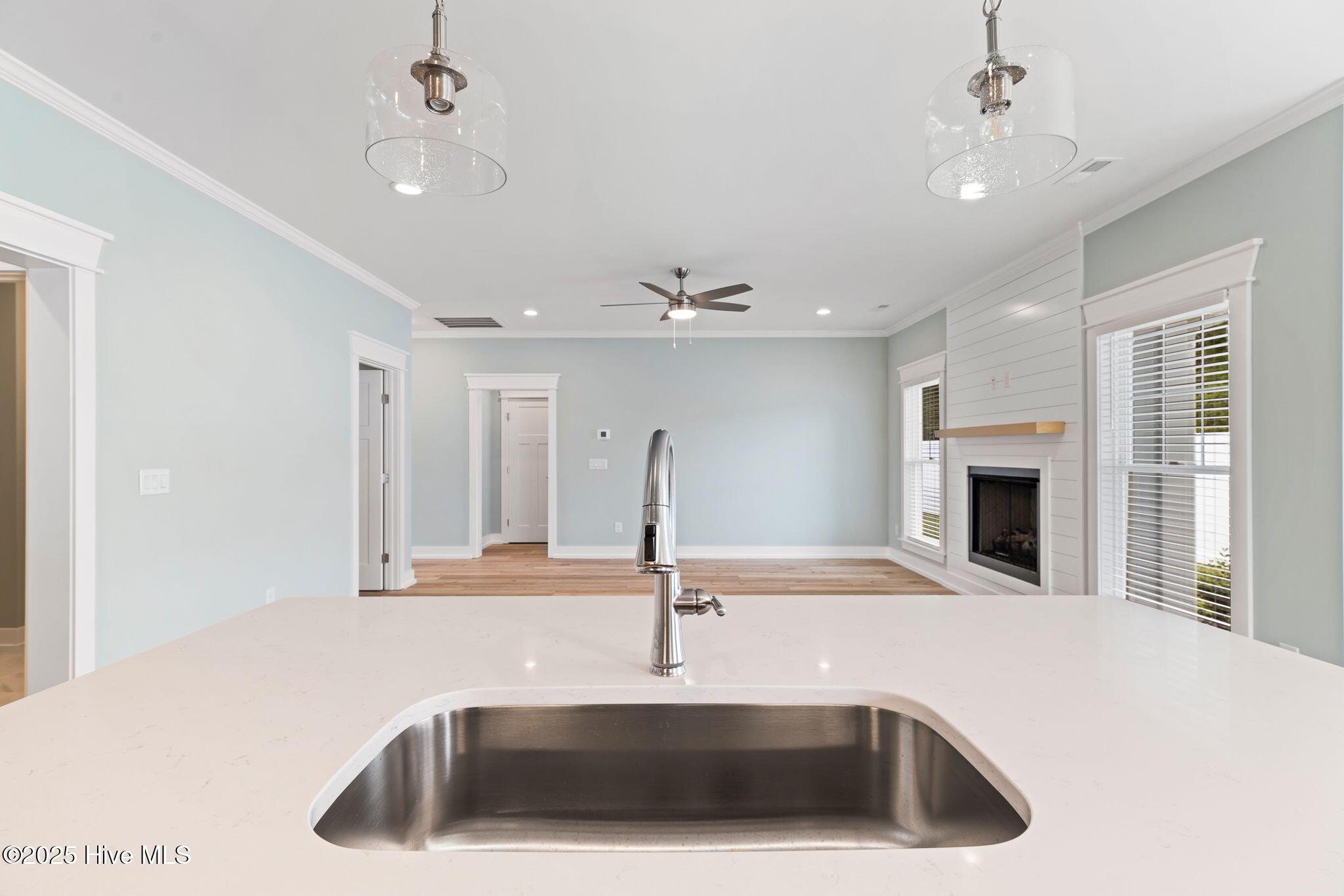 100479580 | Photo 21