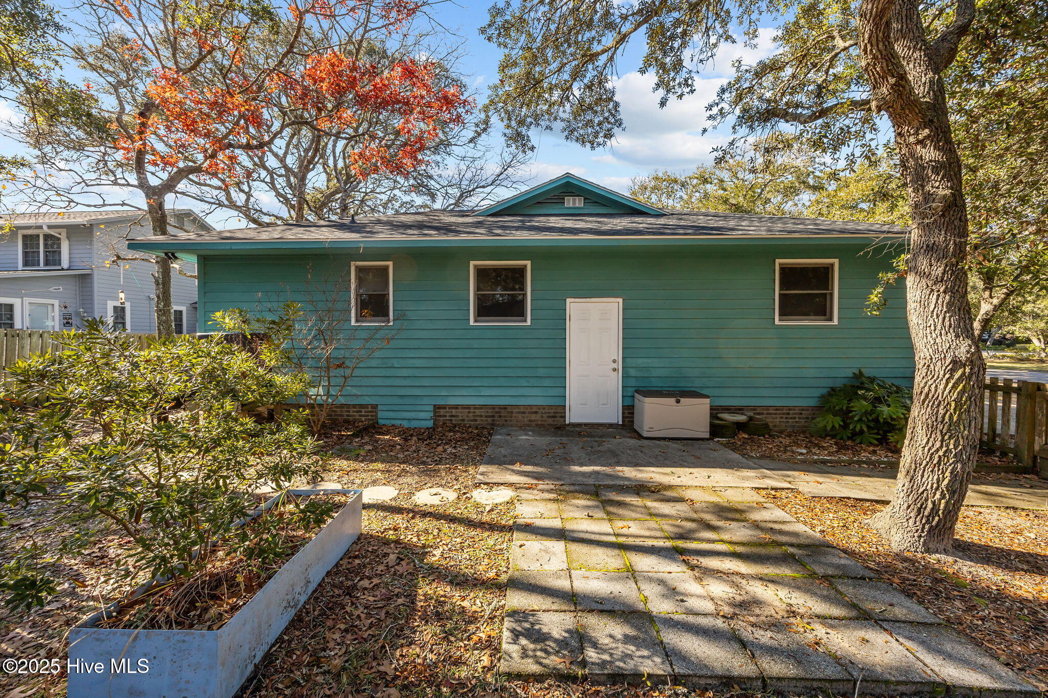 100522613 | Photo 44