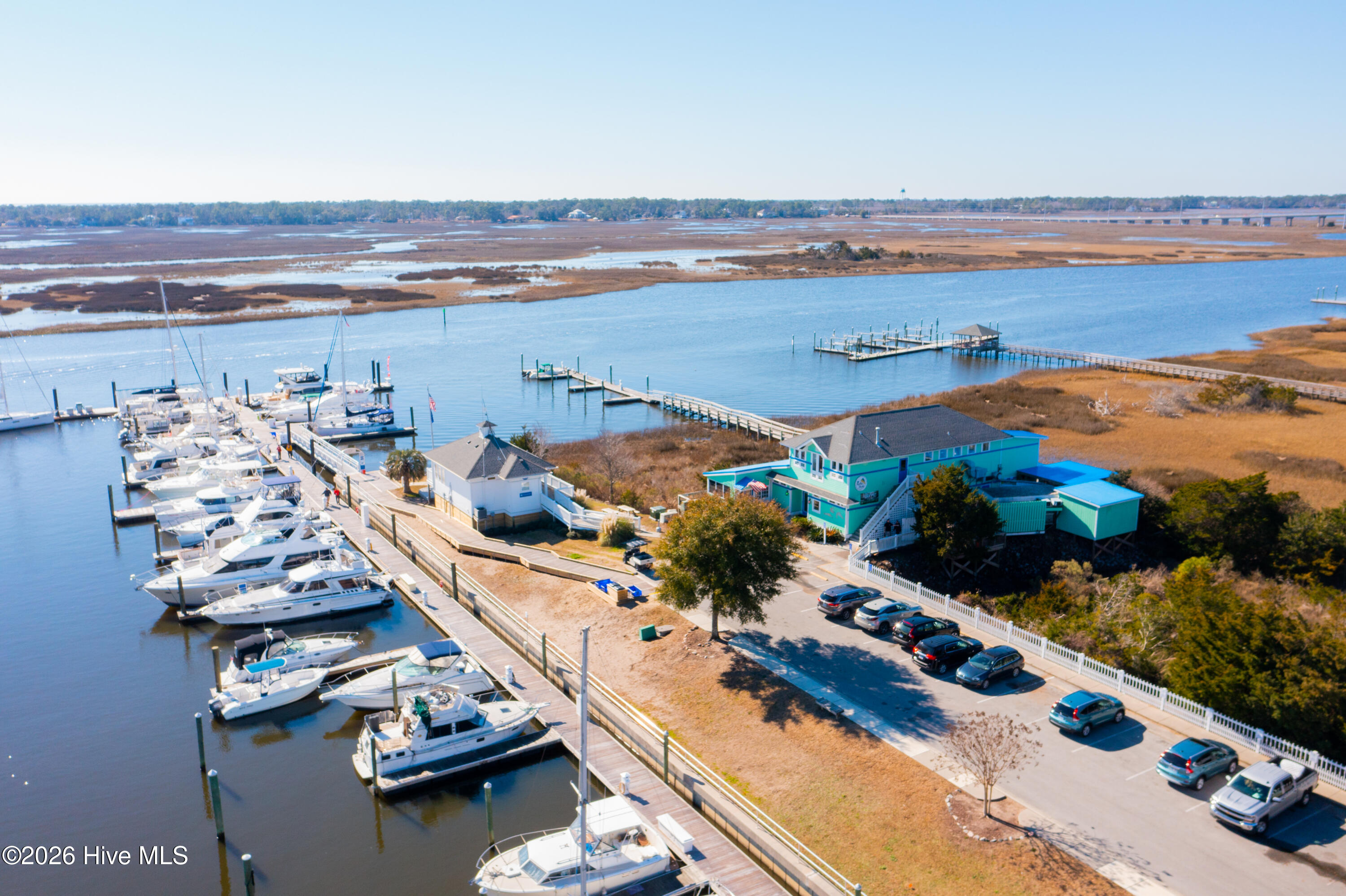 100570621 | Photo 57