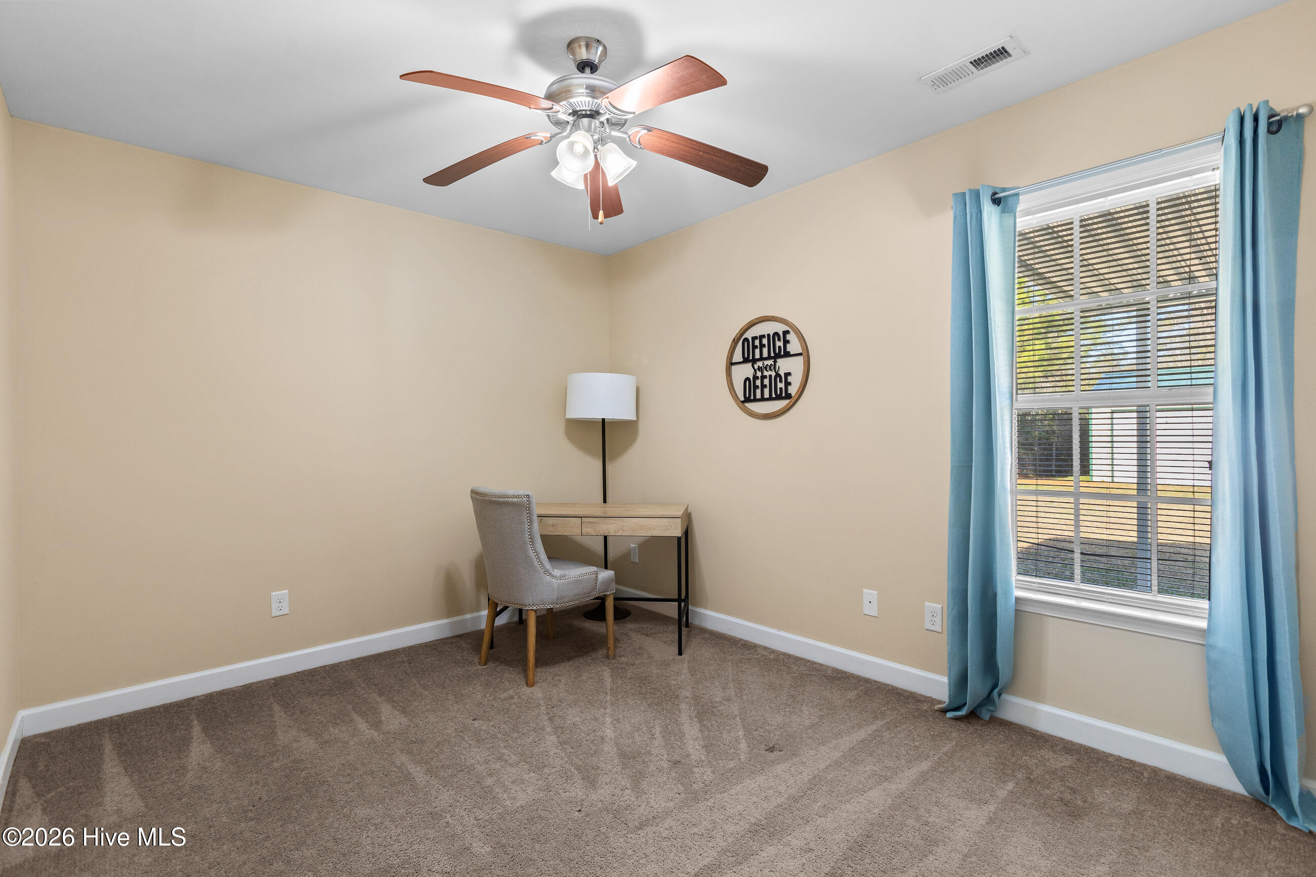 100548904 | Photo 20