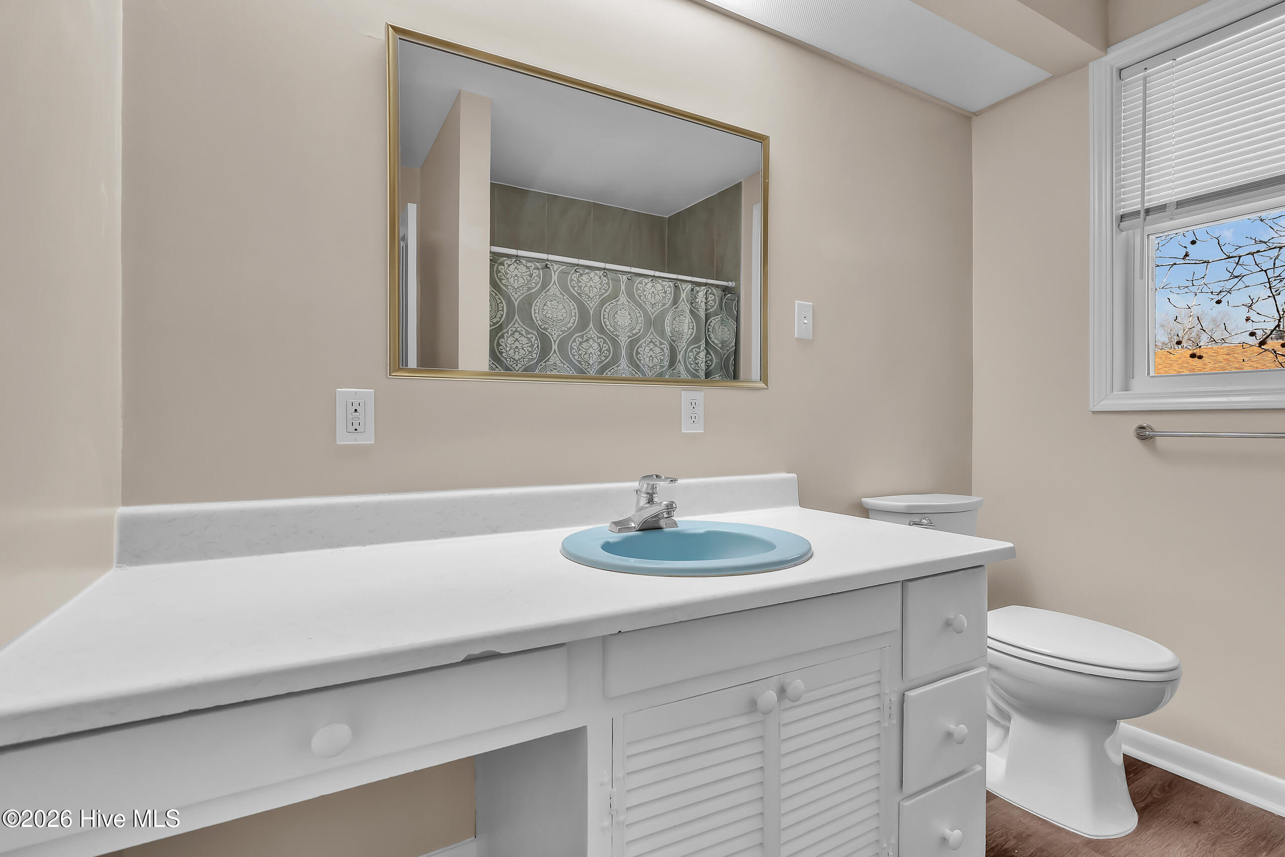 100557888 | Photo 31