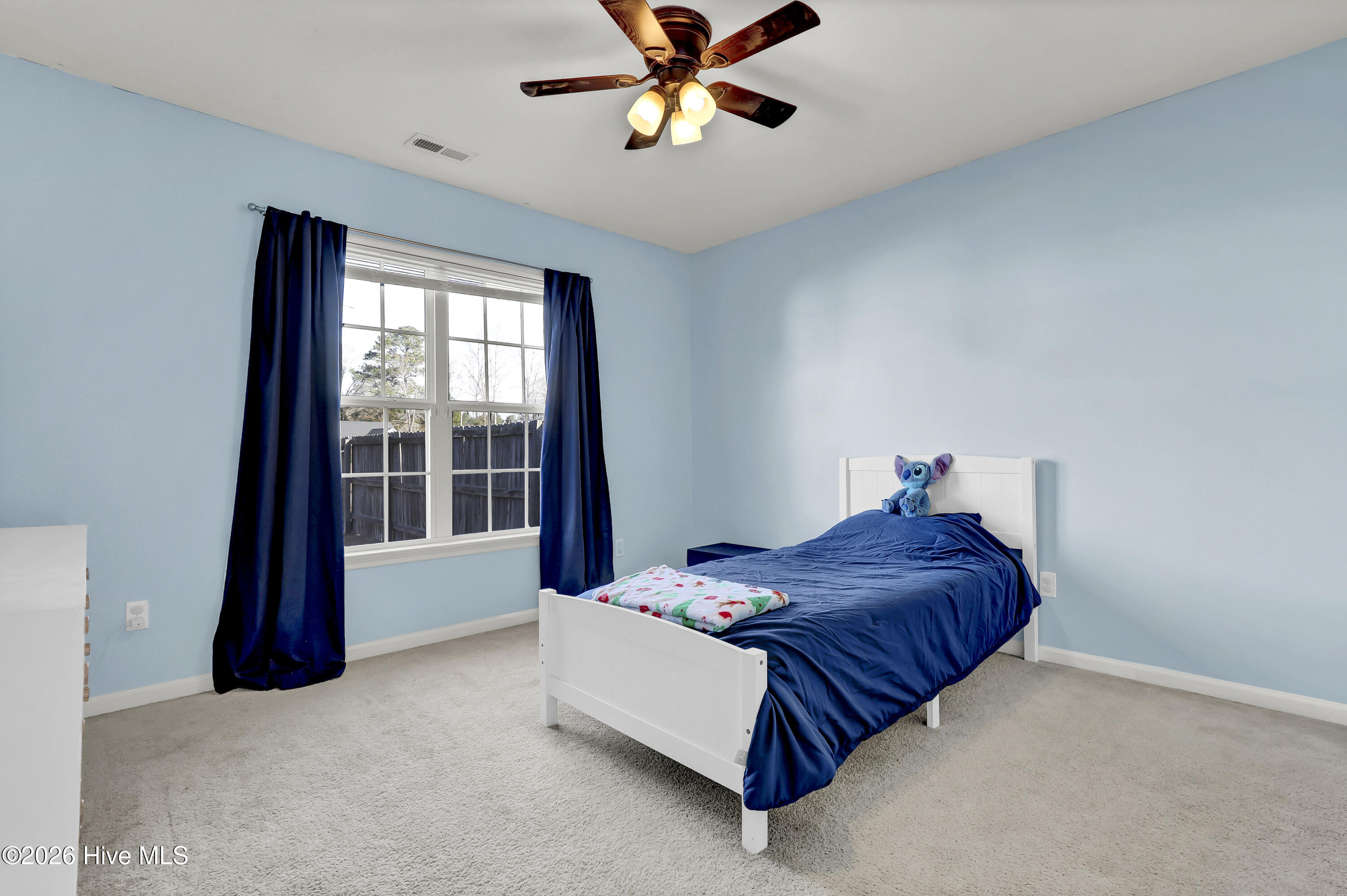 100548013 | Photo 21