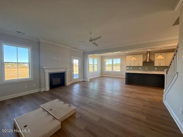 100559228 | Photo 12