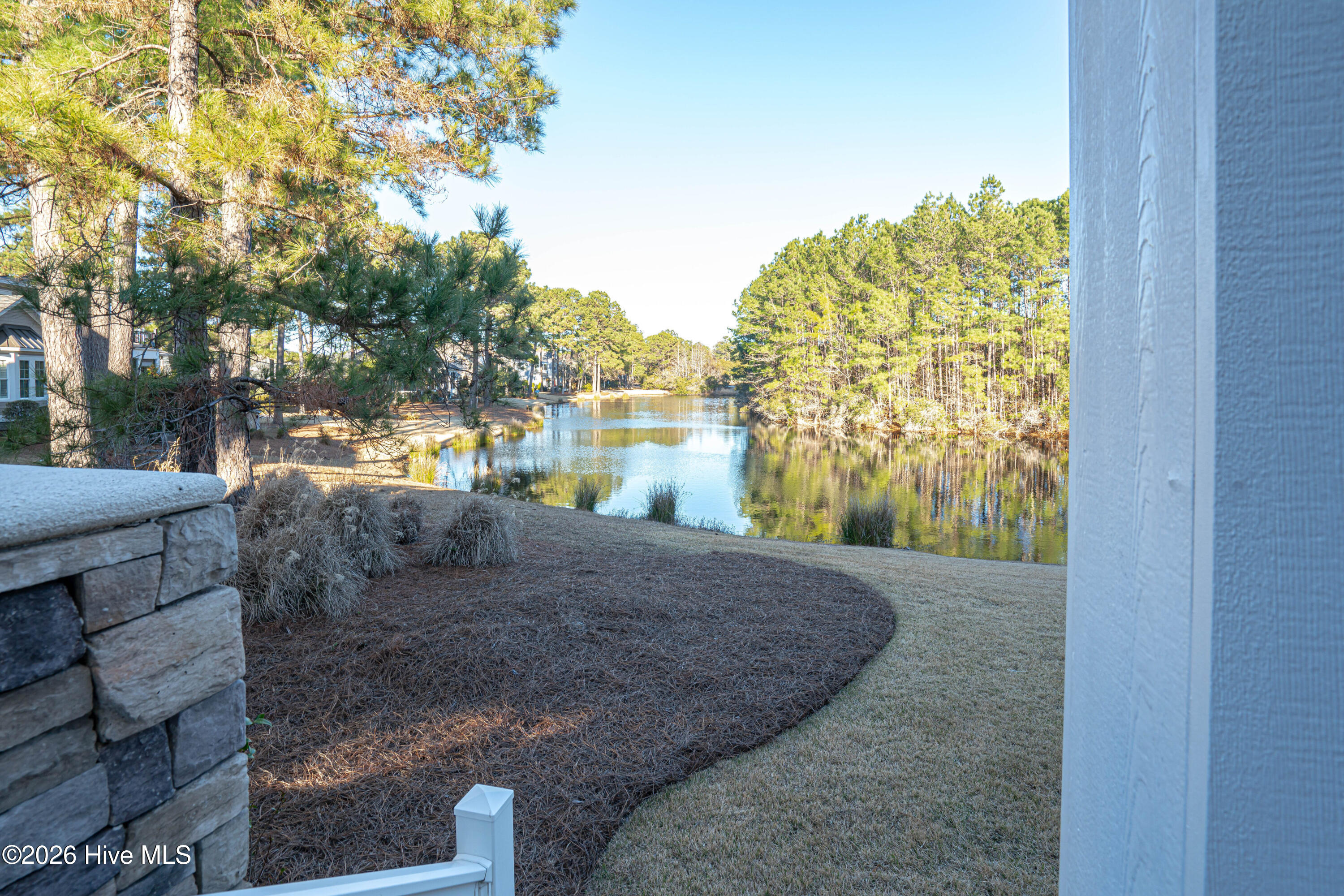 100550389 | Photo 78