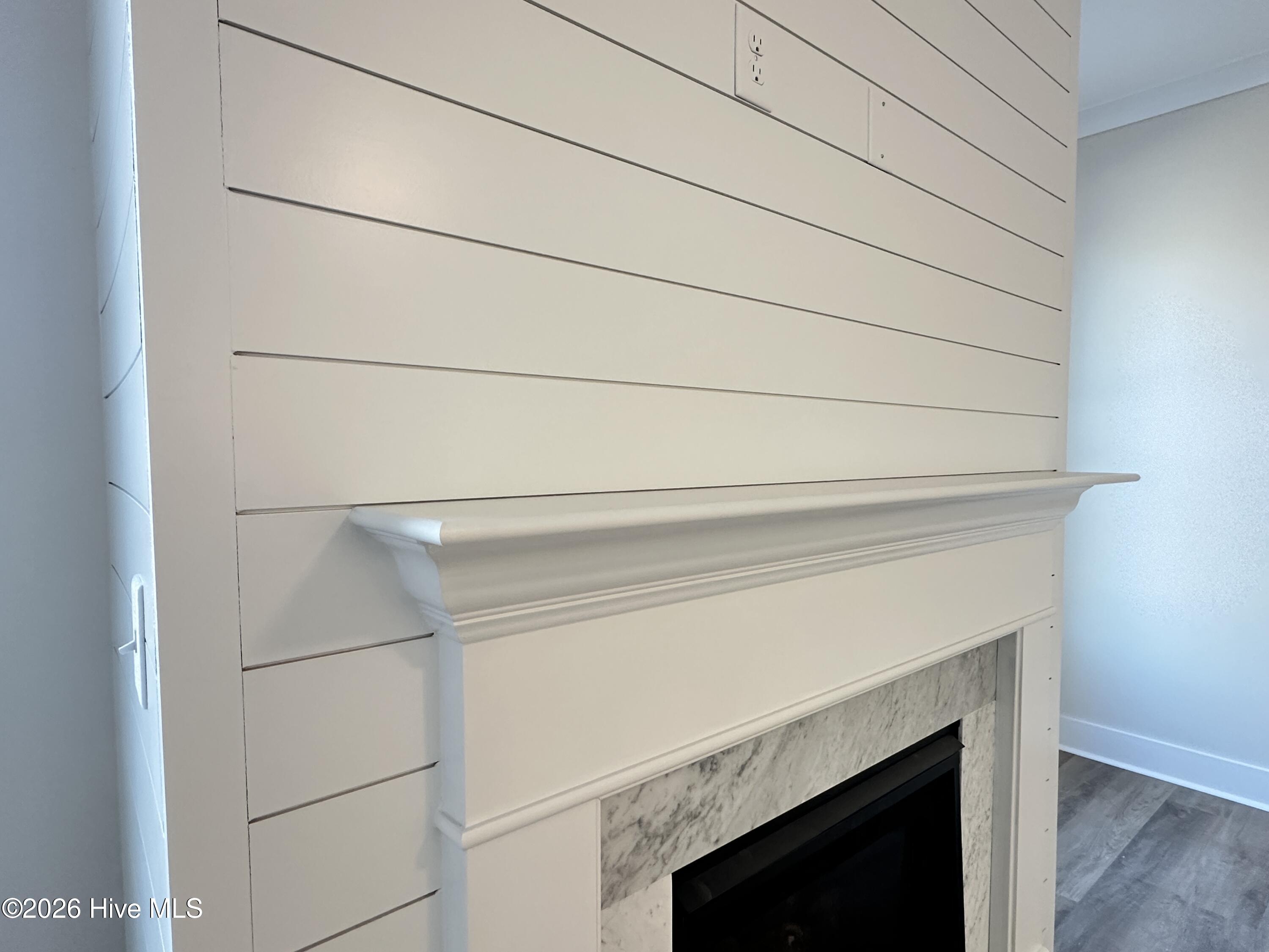 100542700 | Photo 36