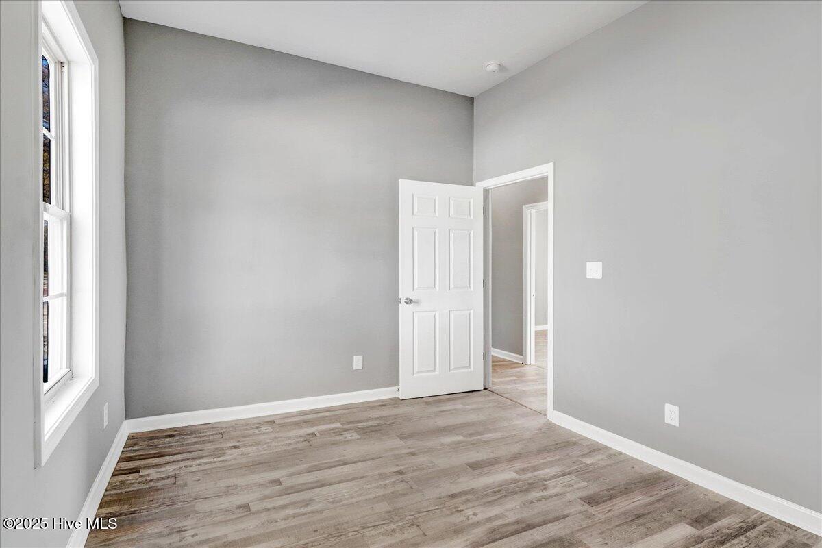 21-304 Woodland Ave-21