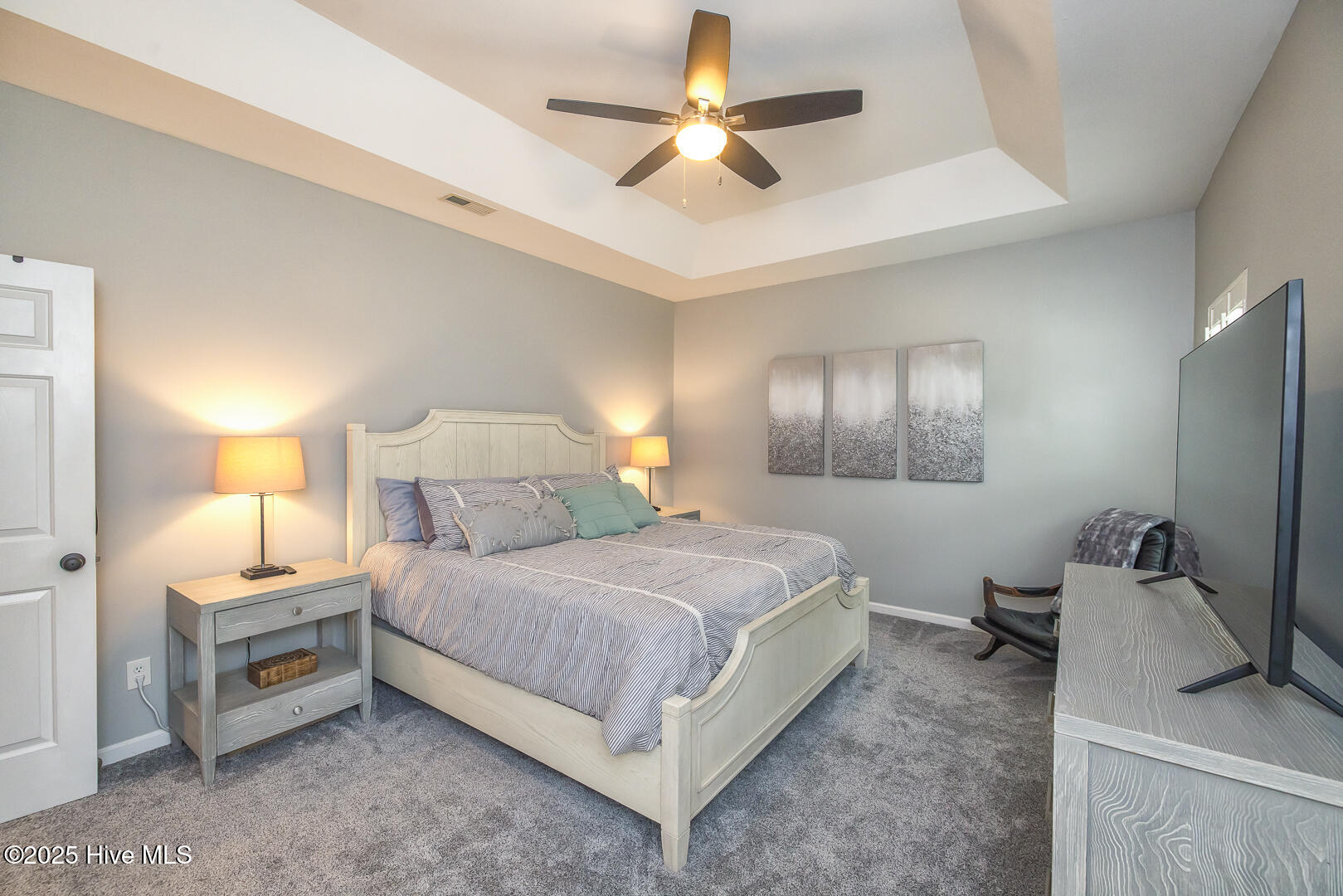 100537191 | Photo 29