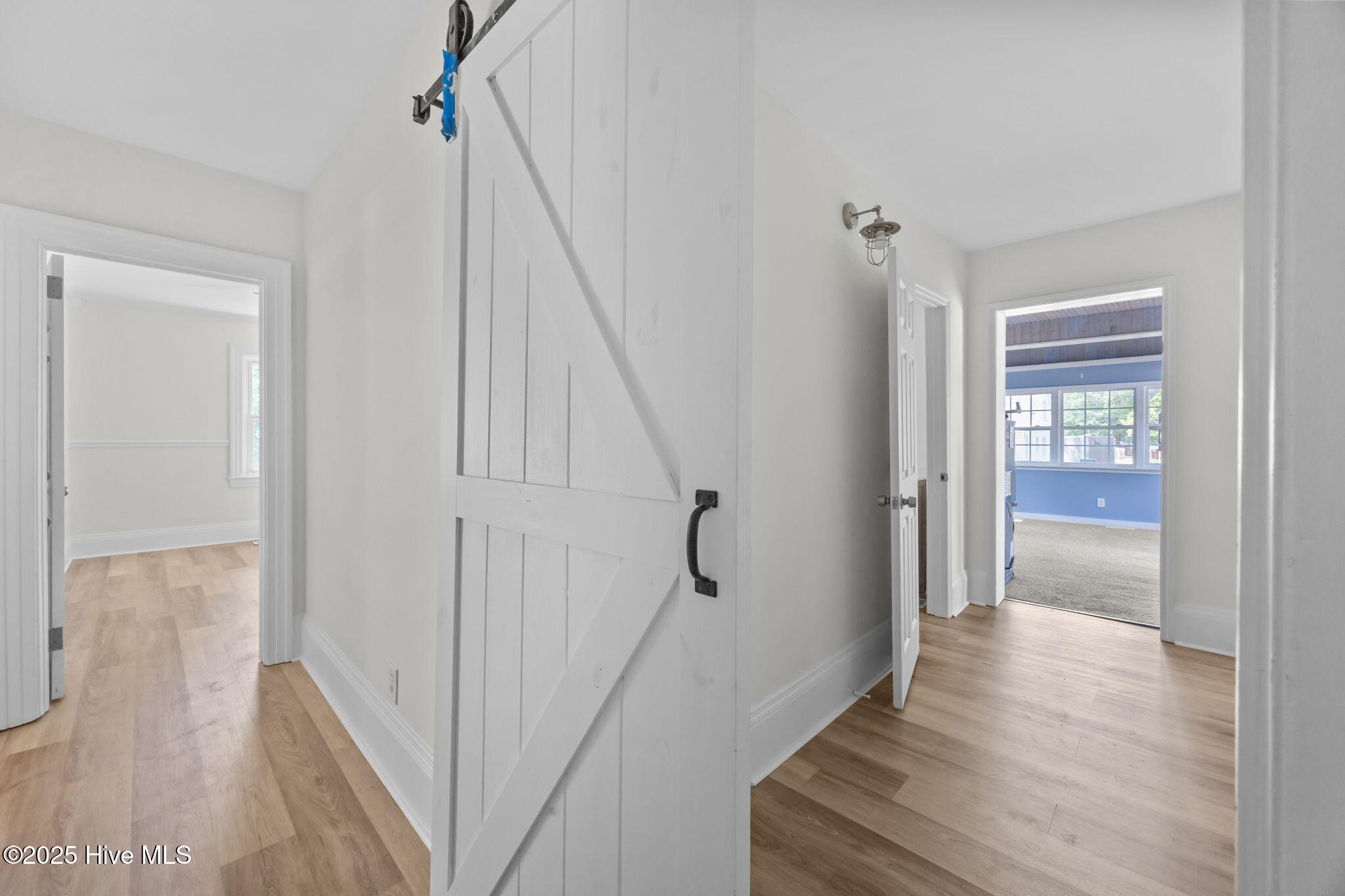 100520043 | Photo 31