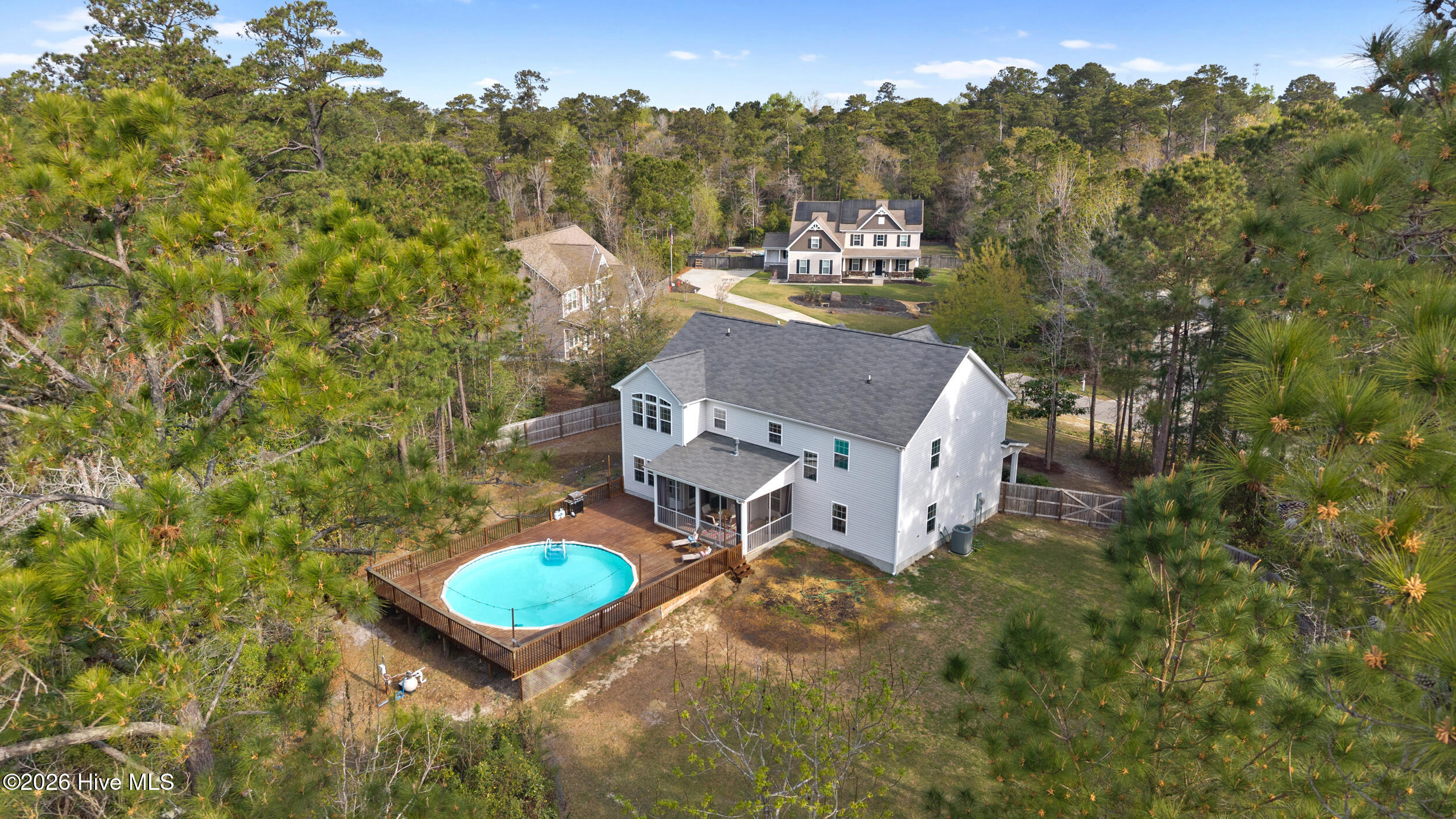 100562179 | Photo 66