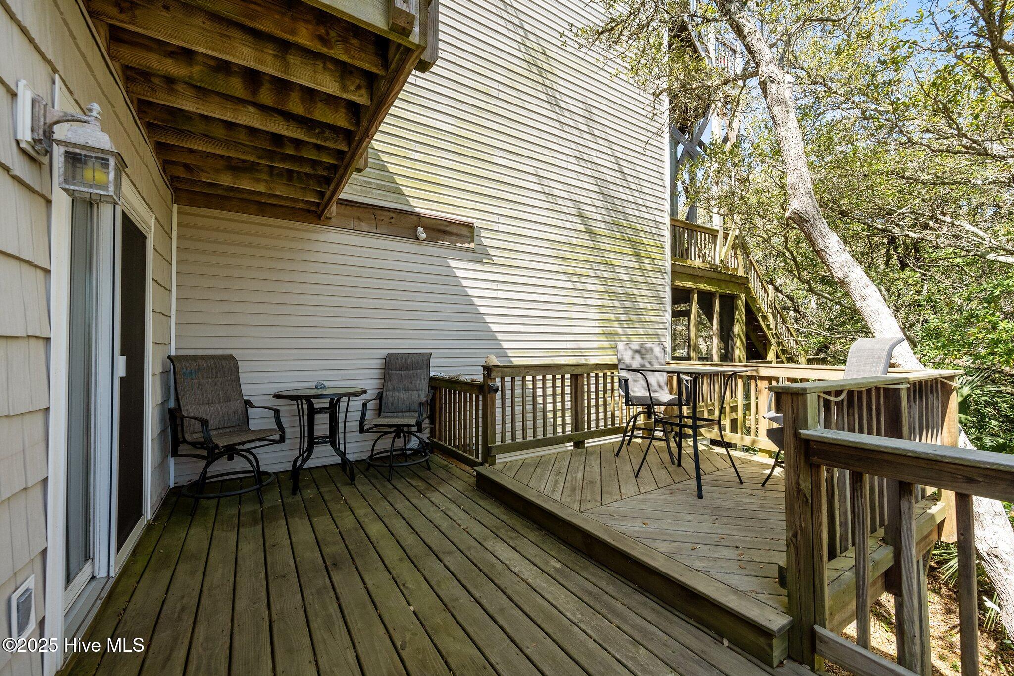 100497949 | Photo 27