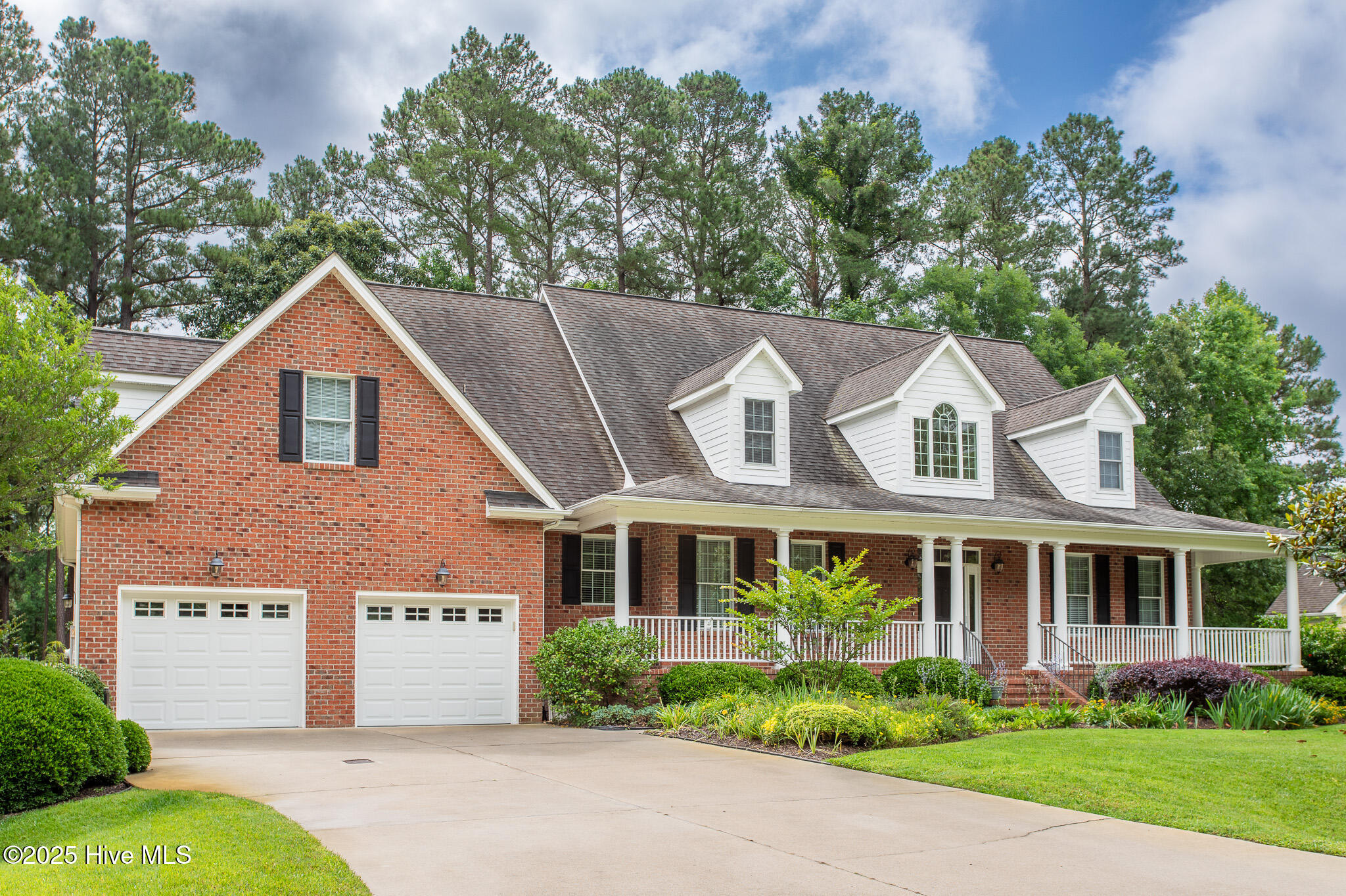 Front of 106 Reddes River Ct