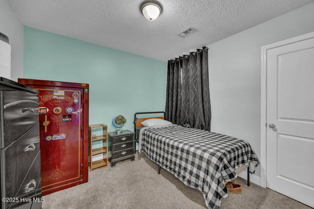 100537257 | Photo 18