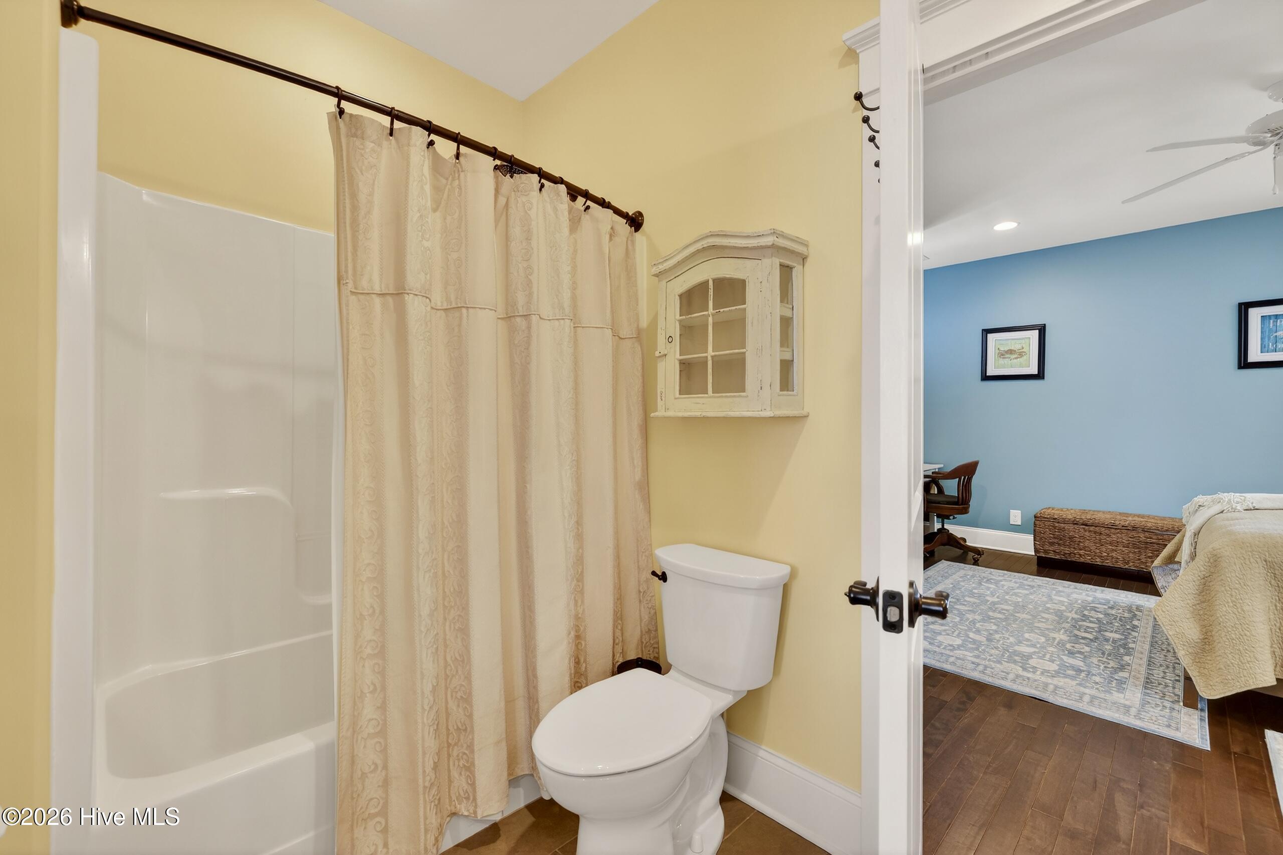 100559035 | Photo 35