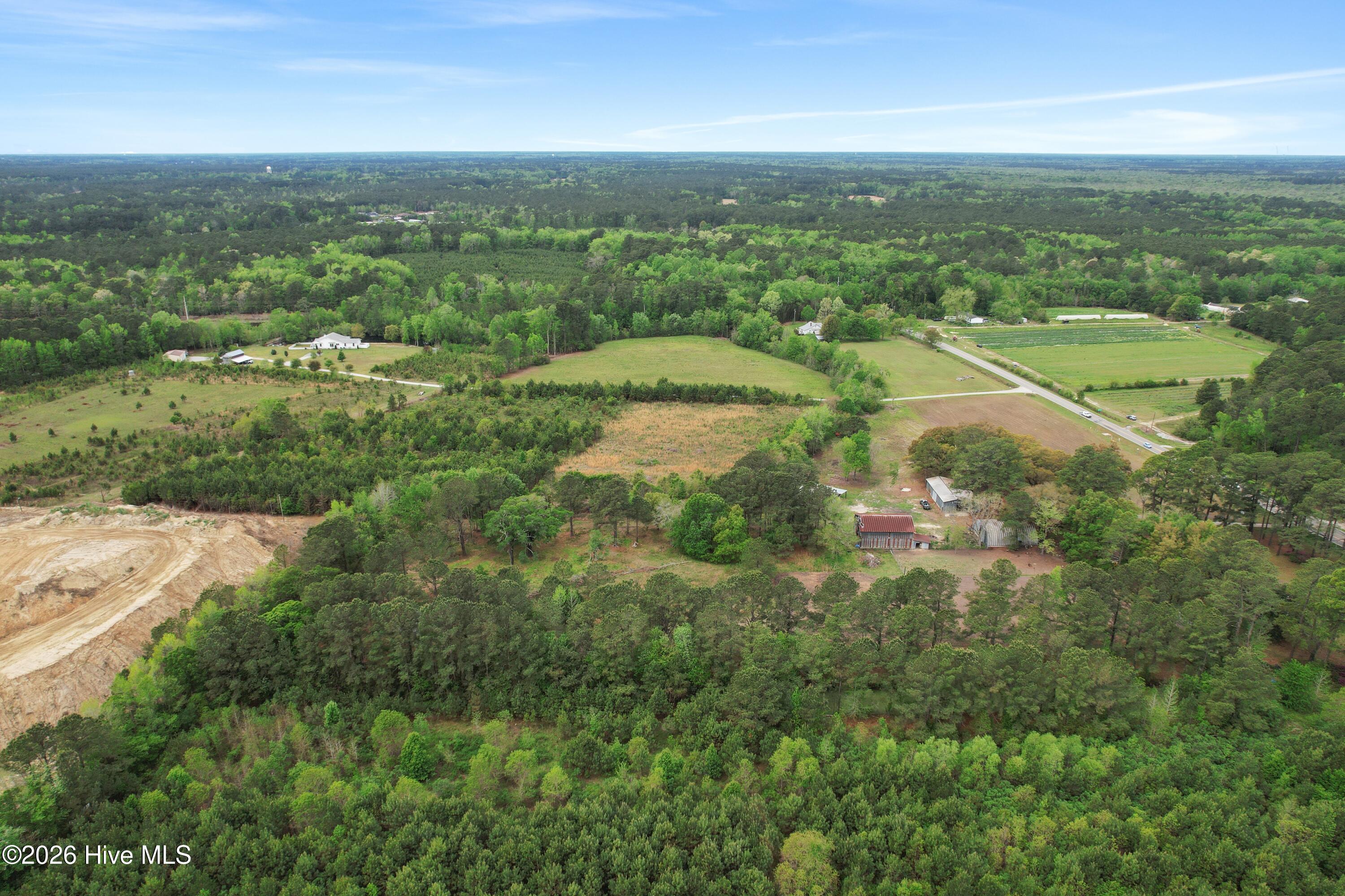 100567923 | Photo 18