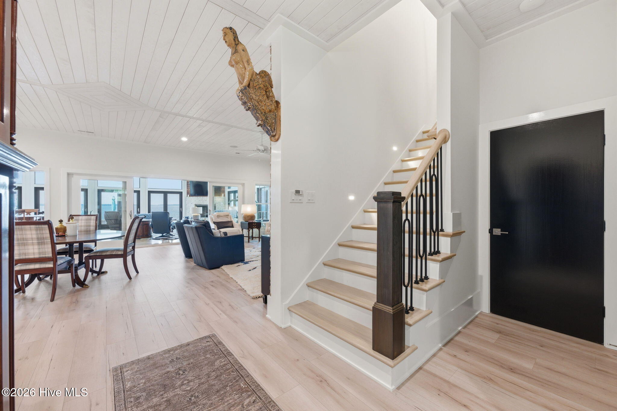 685 Raymond Road,Arapahoe