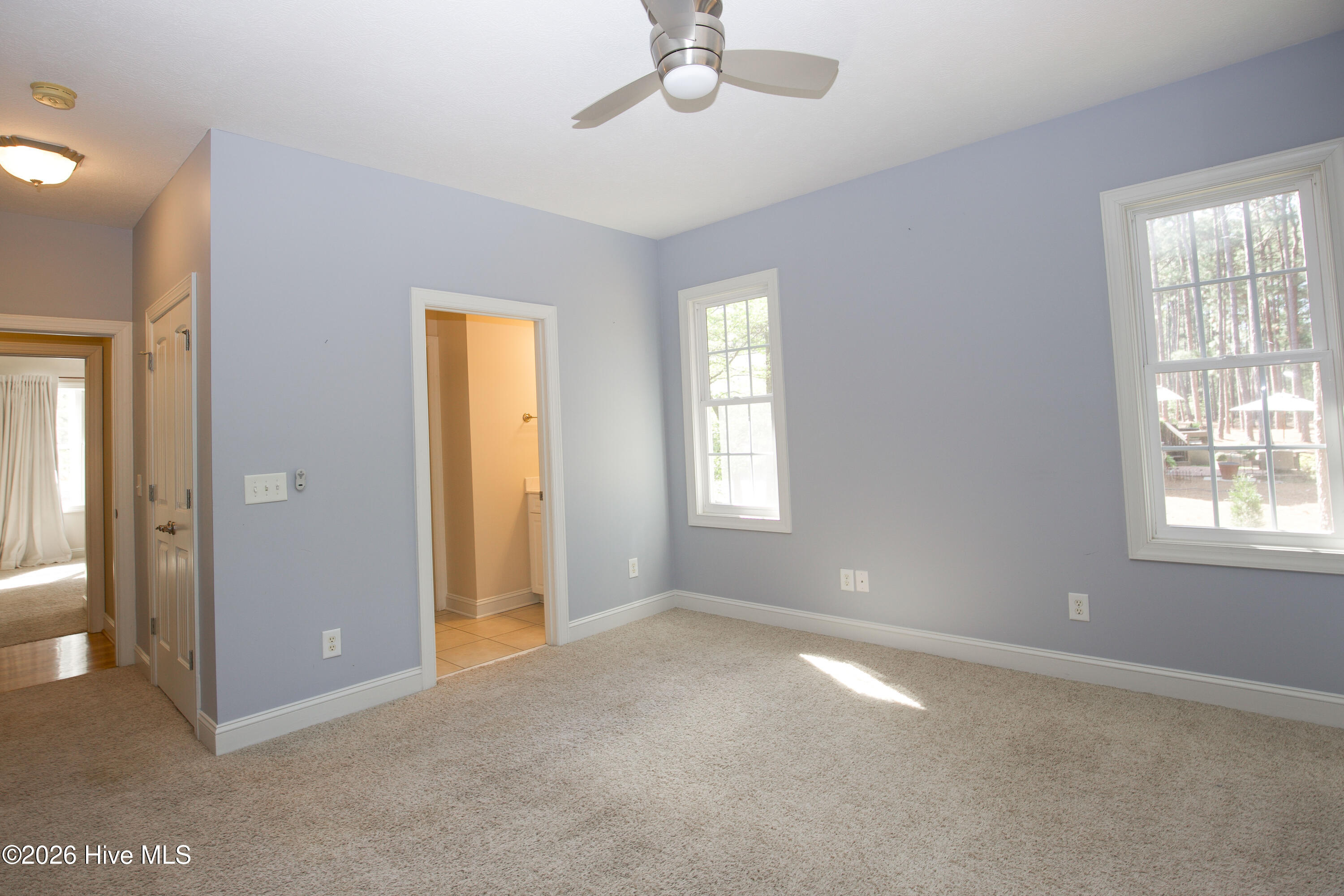 16 Montrose Ct-55
