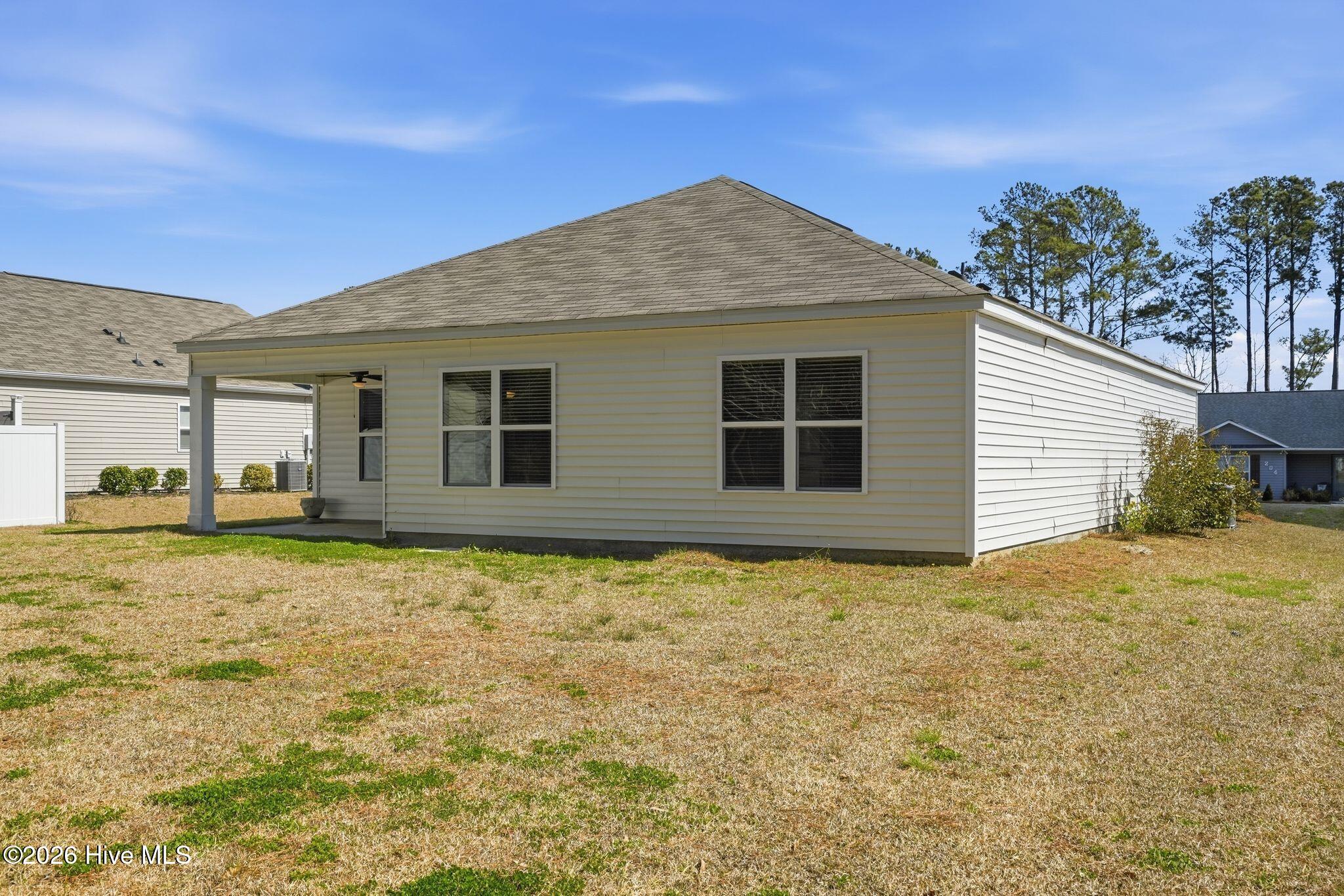 100558624 | Photo 55