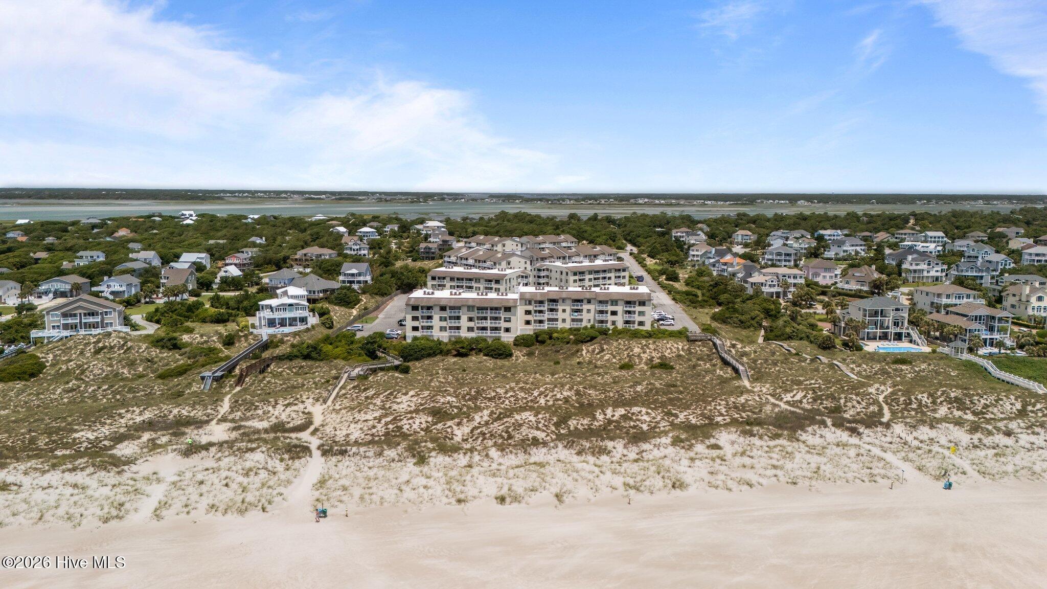 100551445 | Photo 30