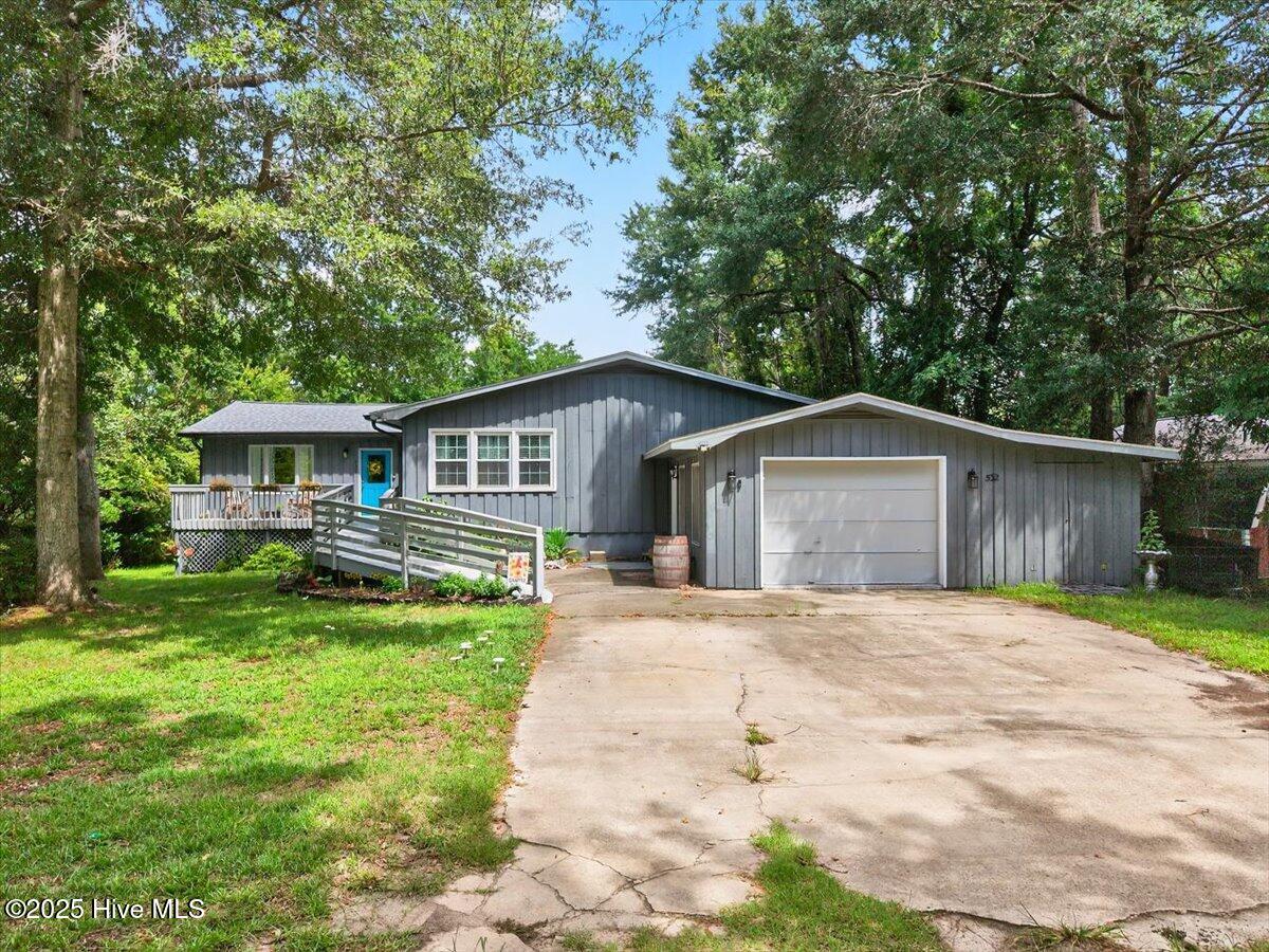 100525090 | Photo 51