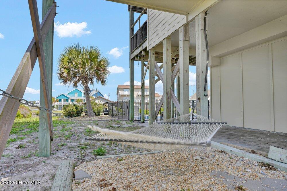 100567511 | Photo 45