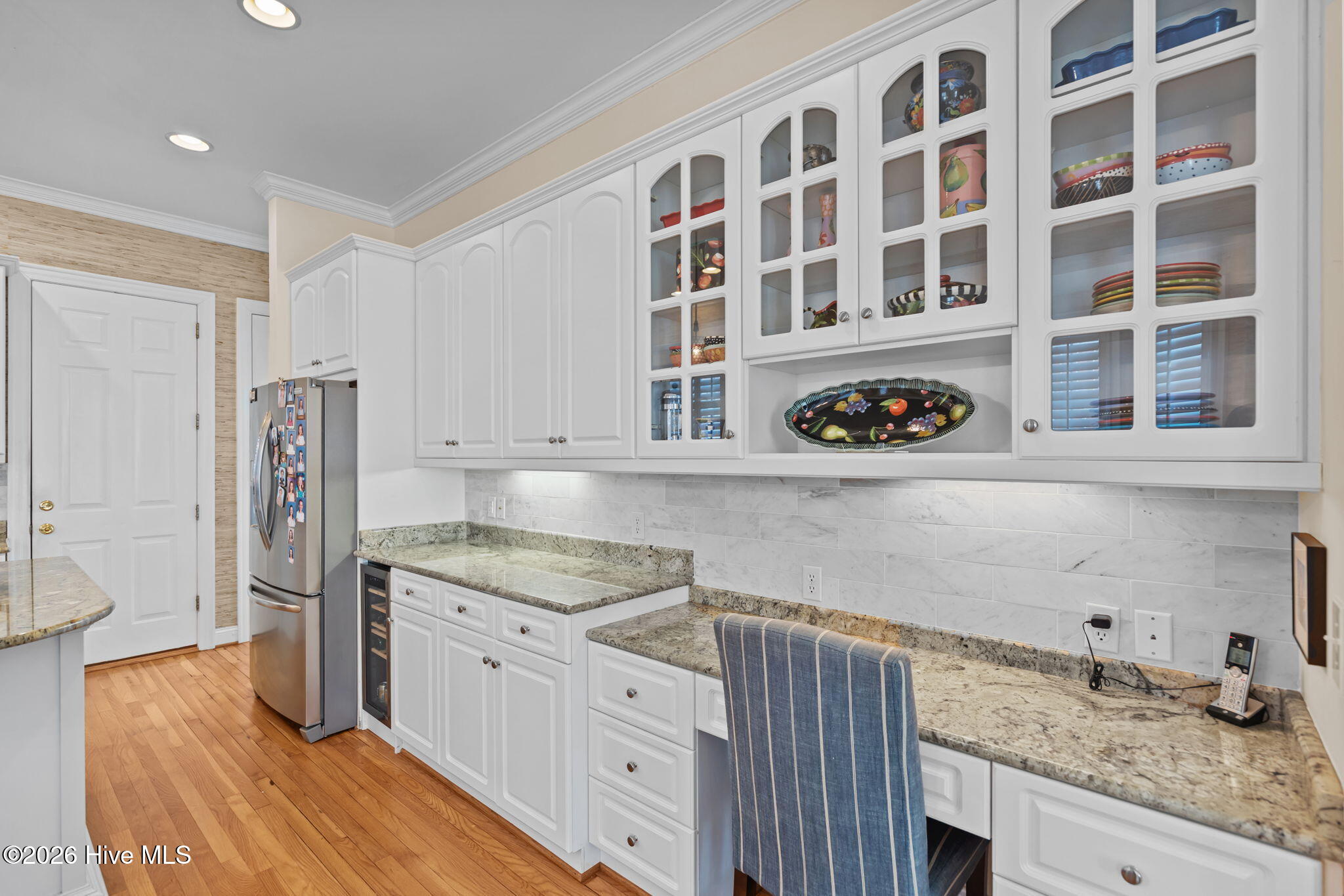 100554468 | Photo 18