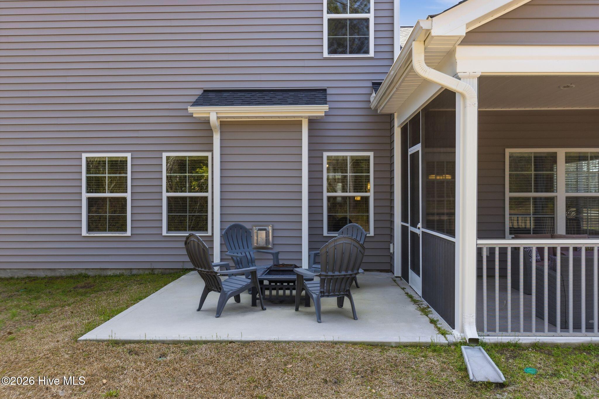 100558926 | Photo 49