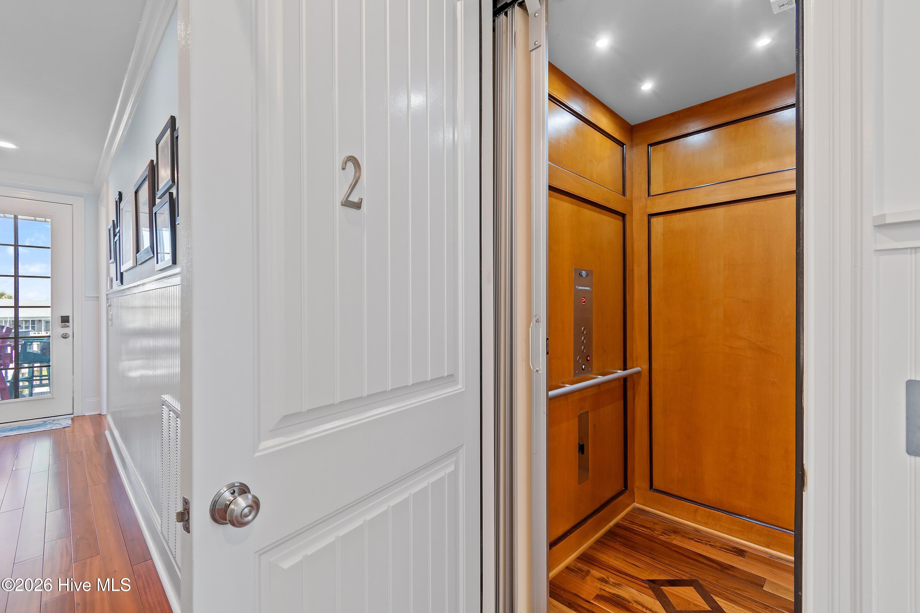 100562772 | Photo 39