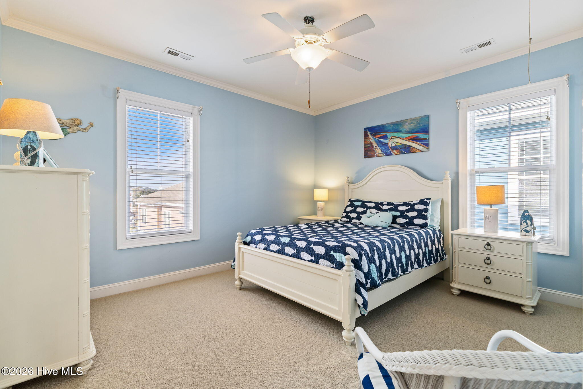 100551653 | Photo 34