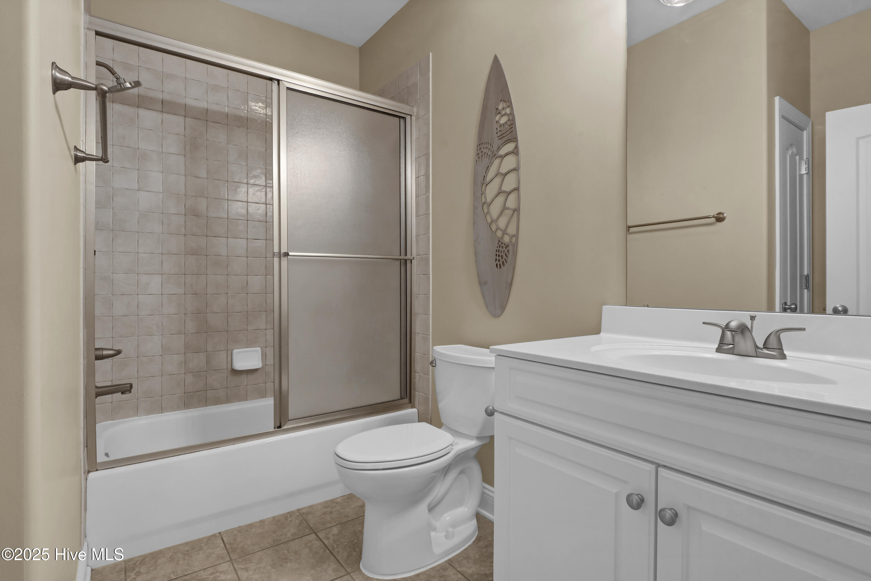 100535272 | Photo 32