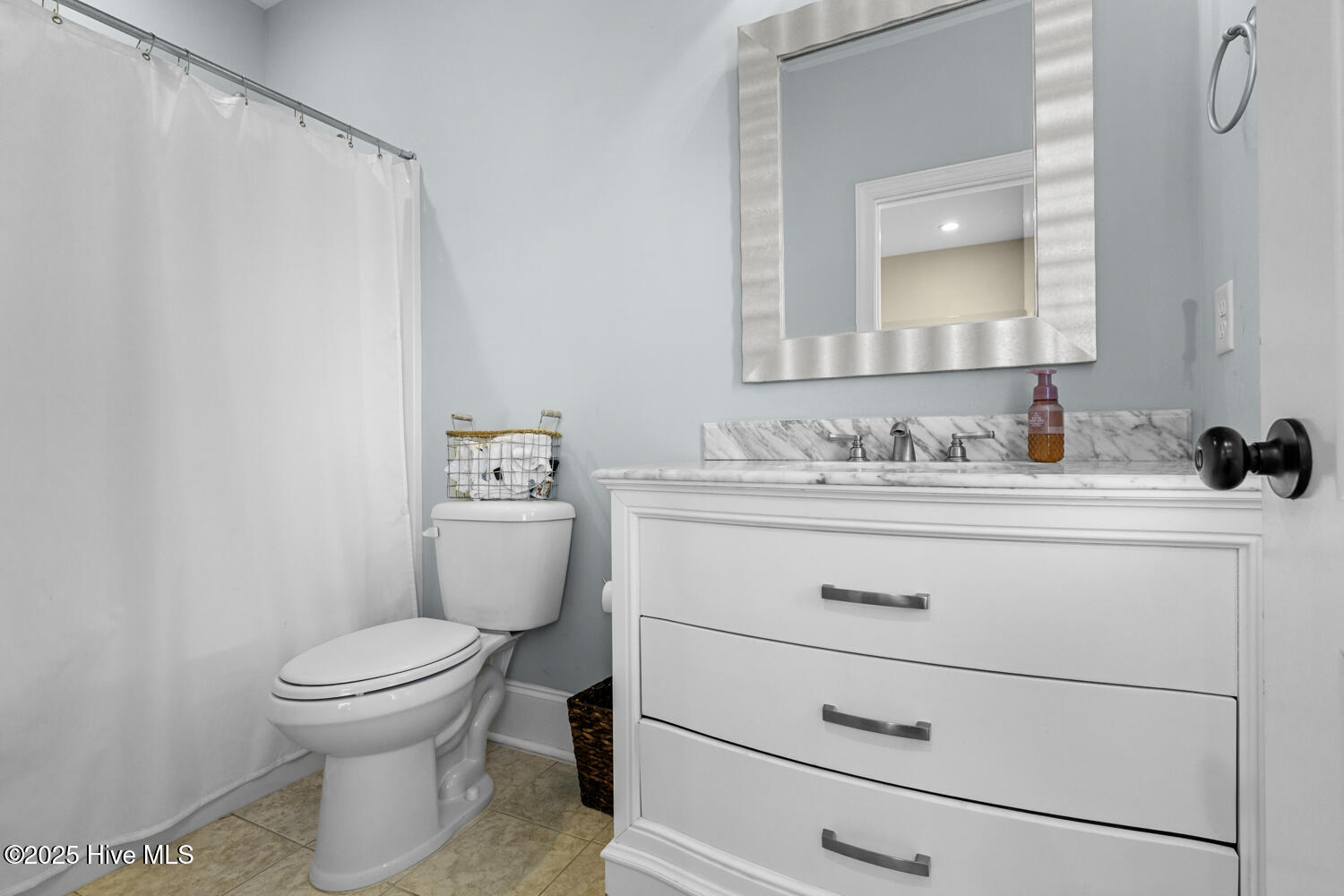 100530635 | Photo 24