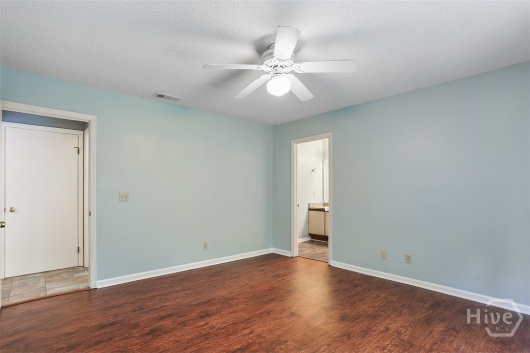 109 Bobstay Court