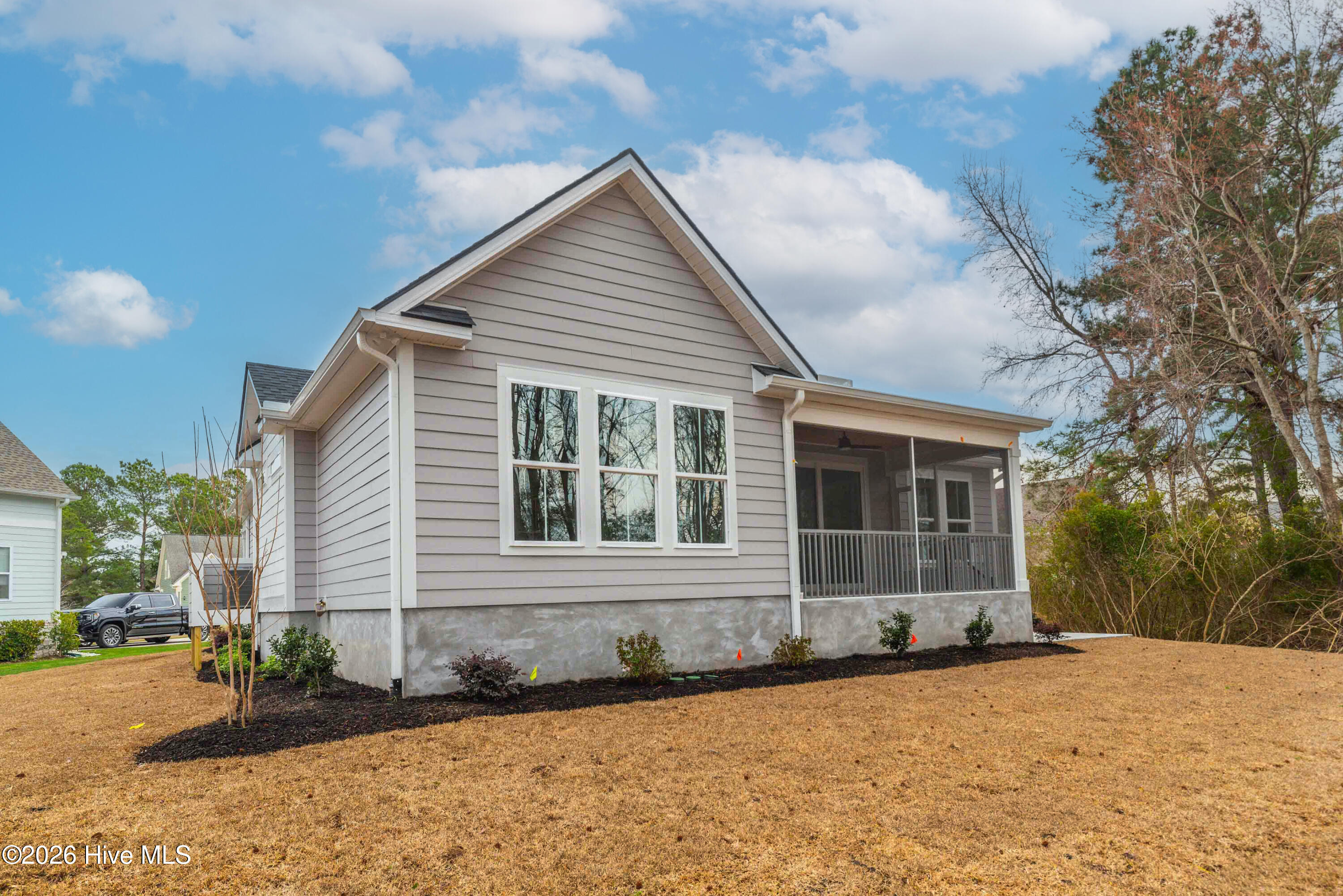 100560794 | Photo 48