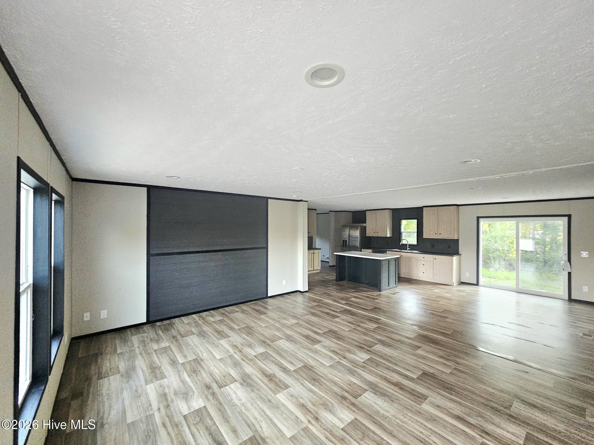 100565039 | Photo 29