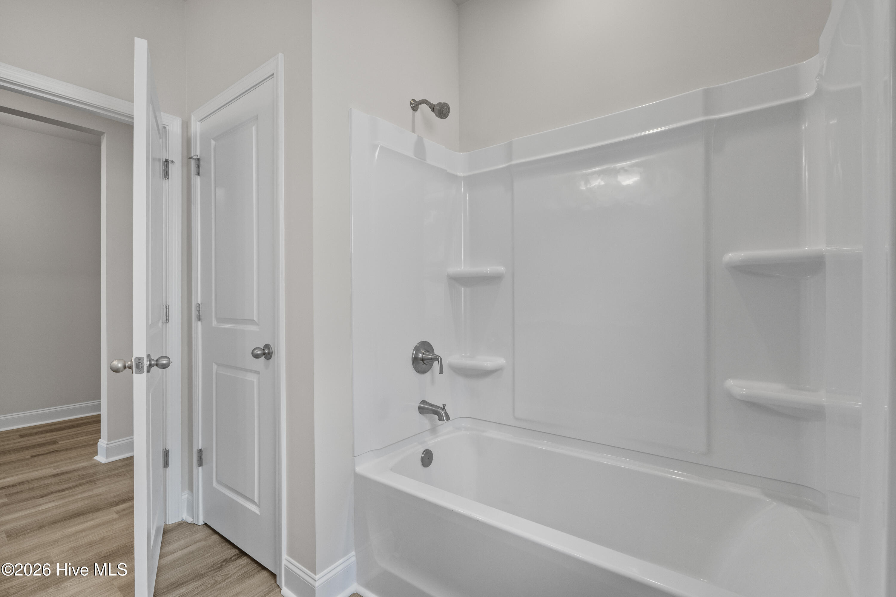 100554754 | Photo 35