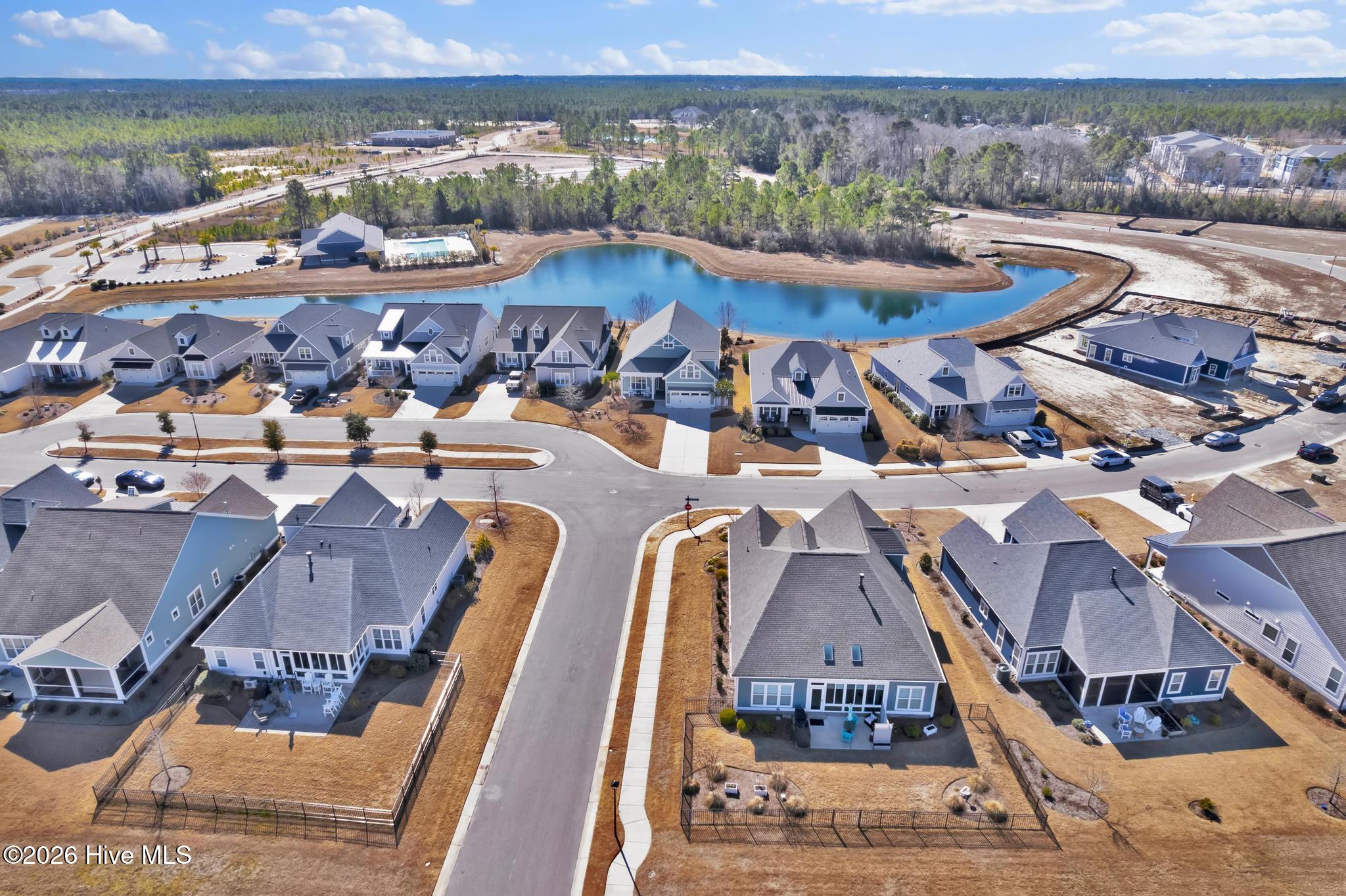 100555109 | Photo 33