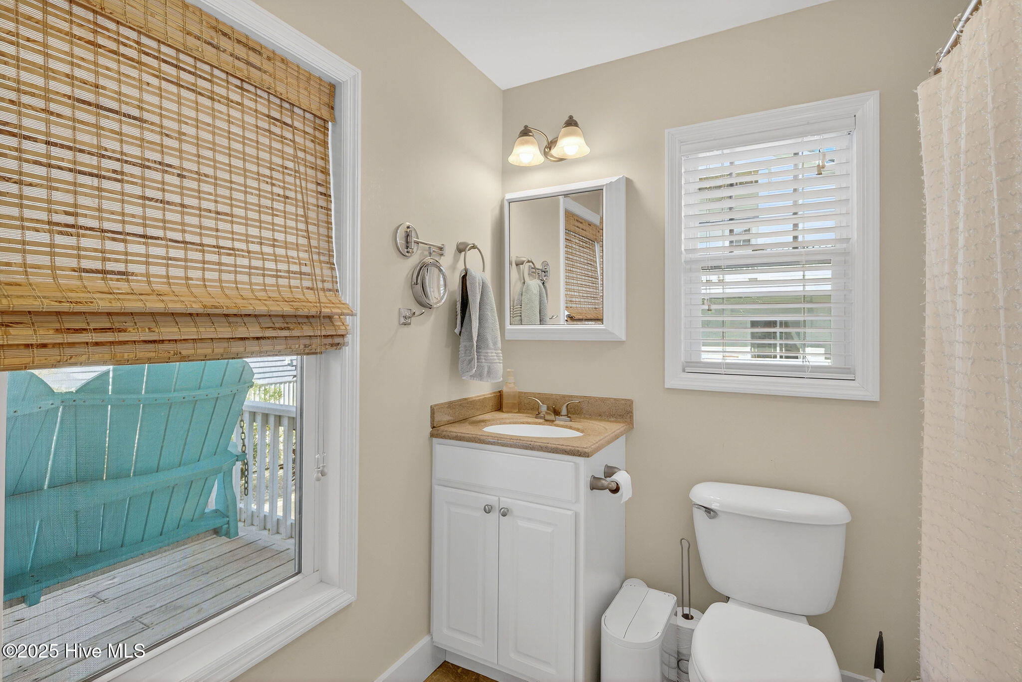 100533834 | Photo 30