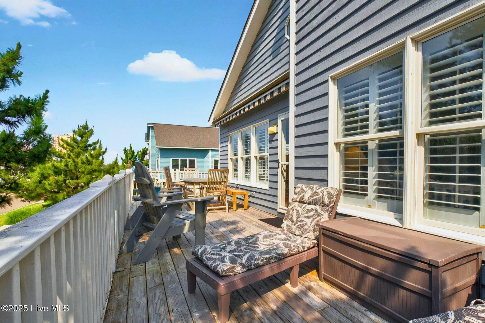 100508877 | Photo 37