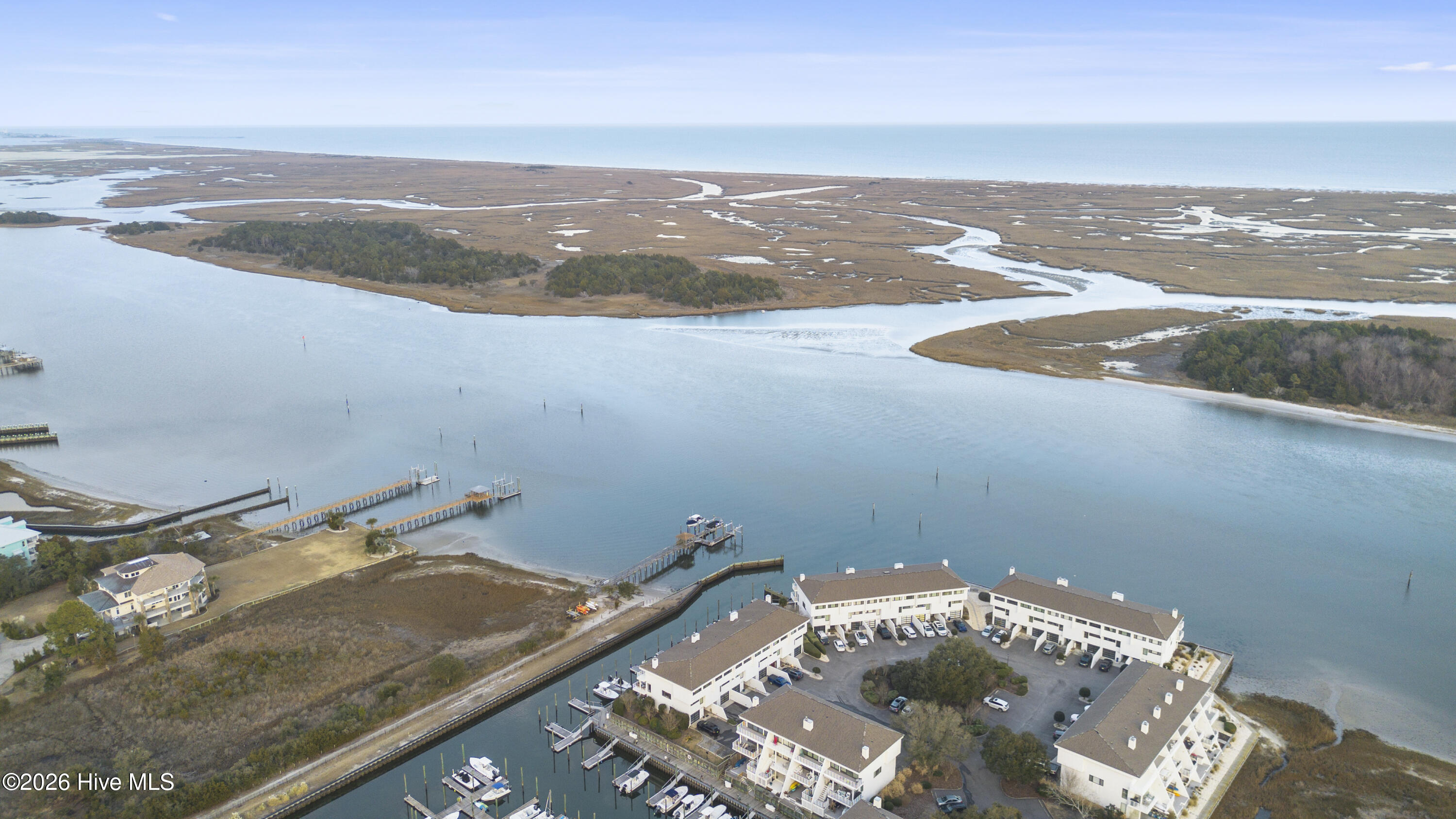 100553448 | Photo 58