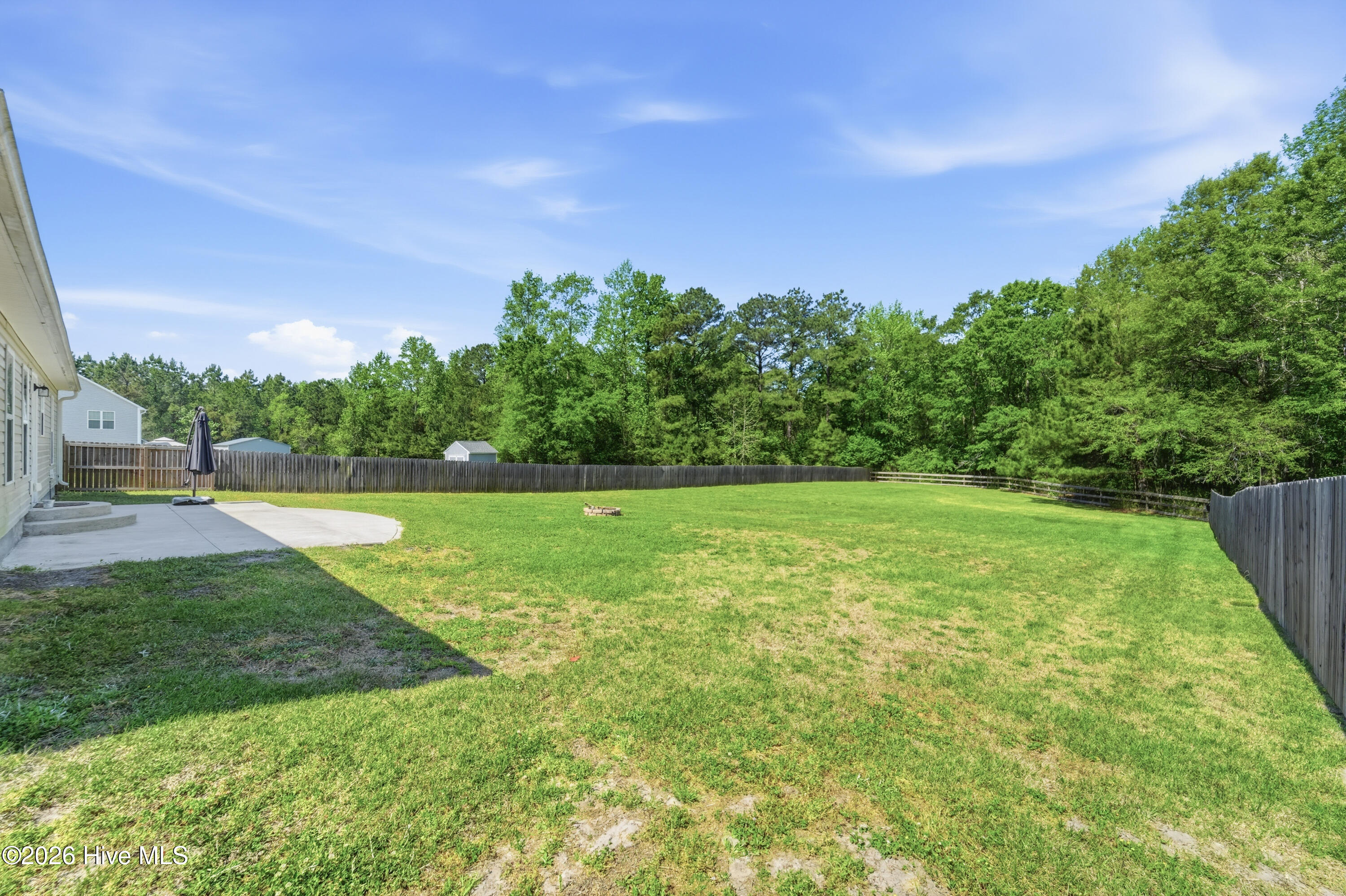 100568170 | Photo 46