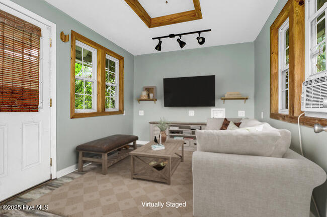 100546361 | Photo 31