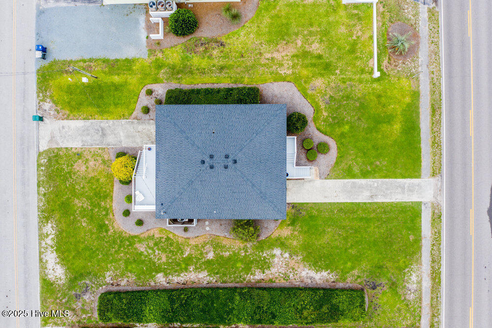 100524042 | Photo 37