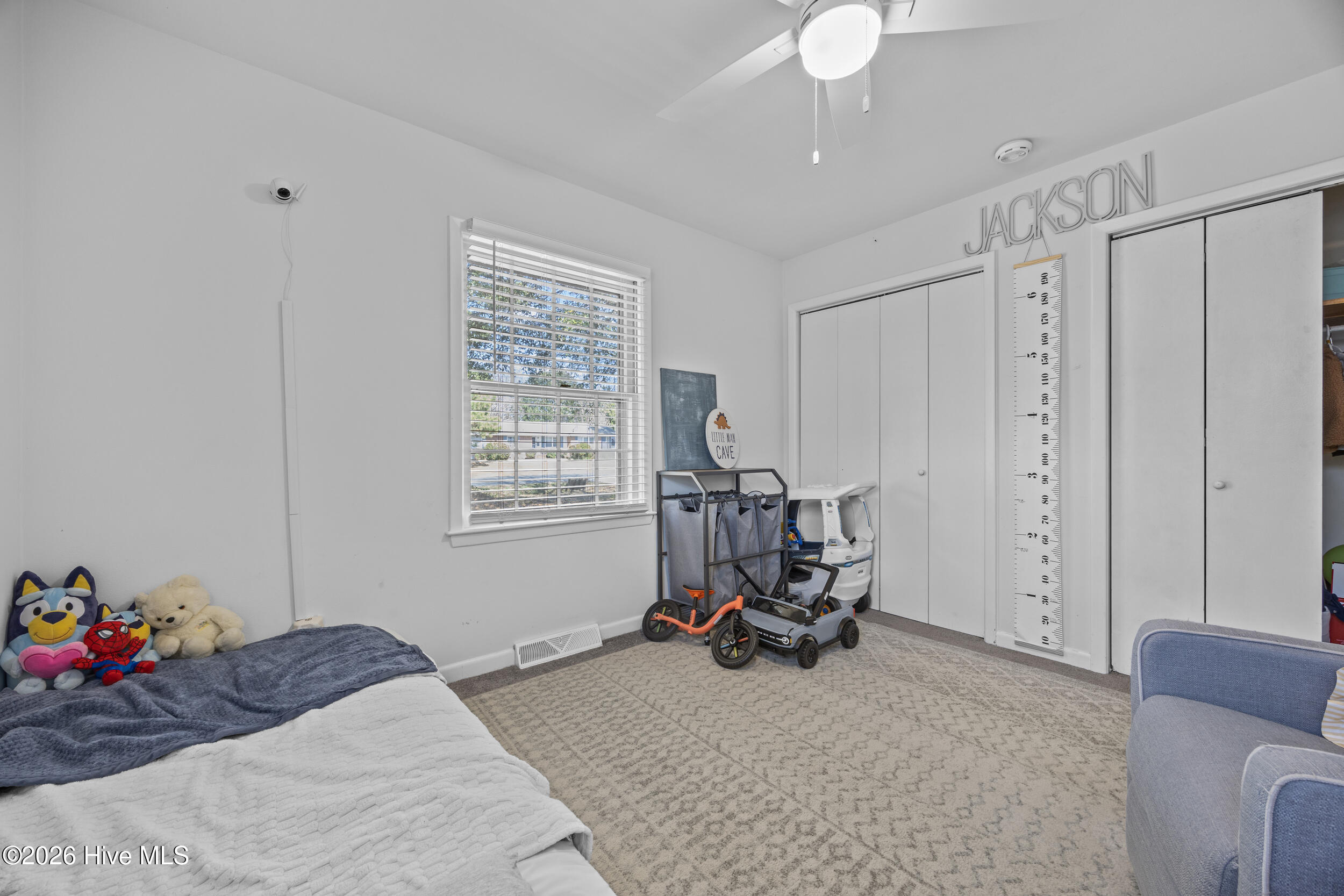 100557168 | Photo 13