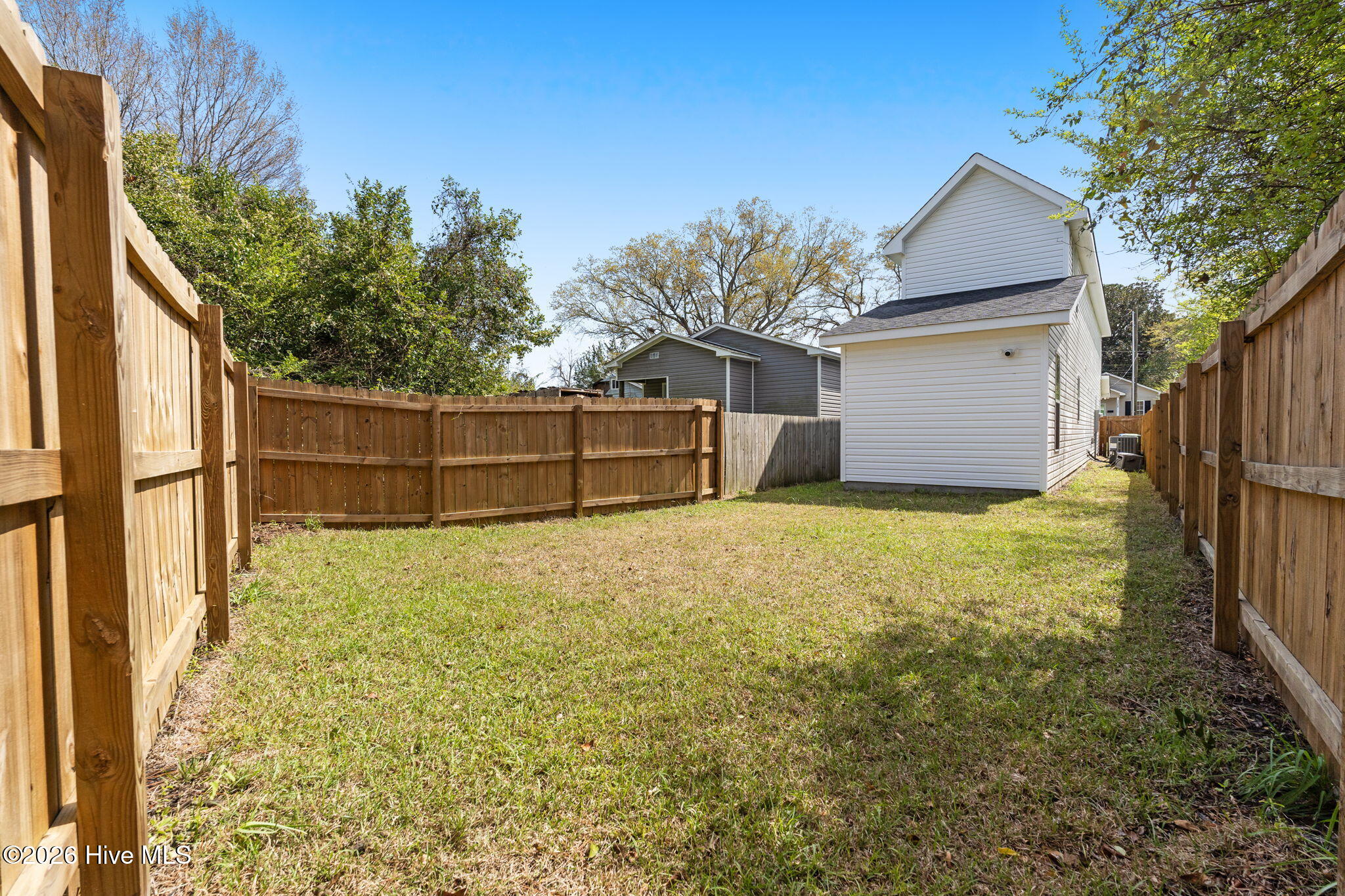 100562571 | Photo 17