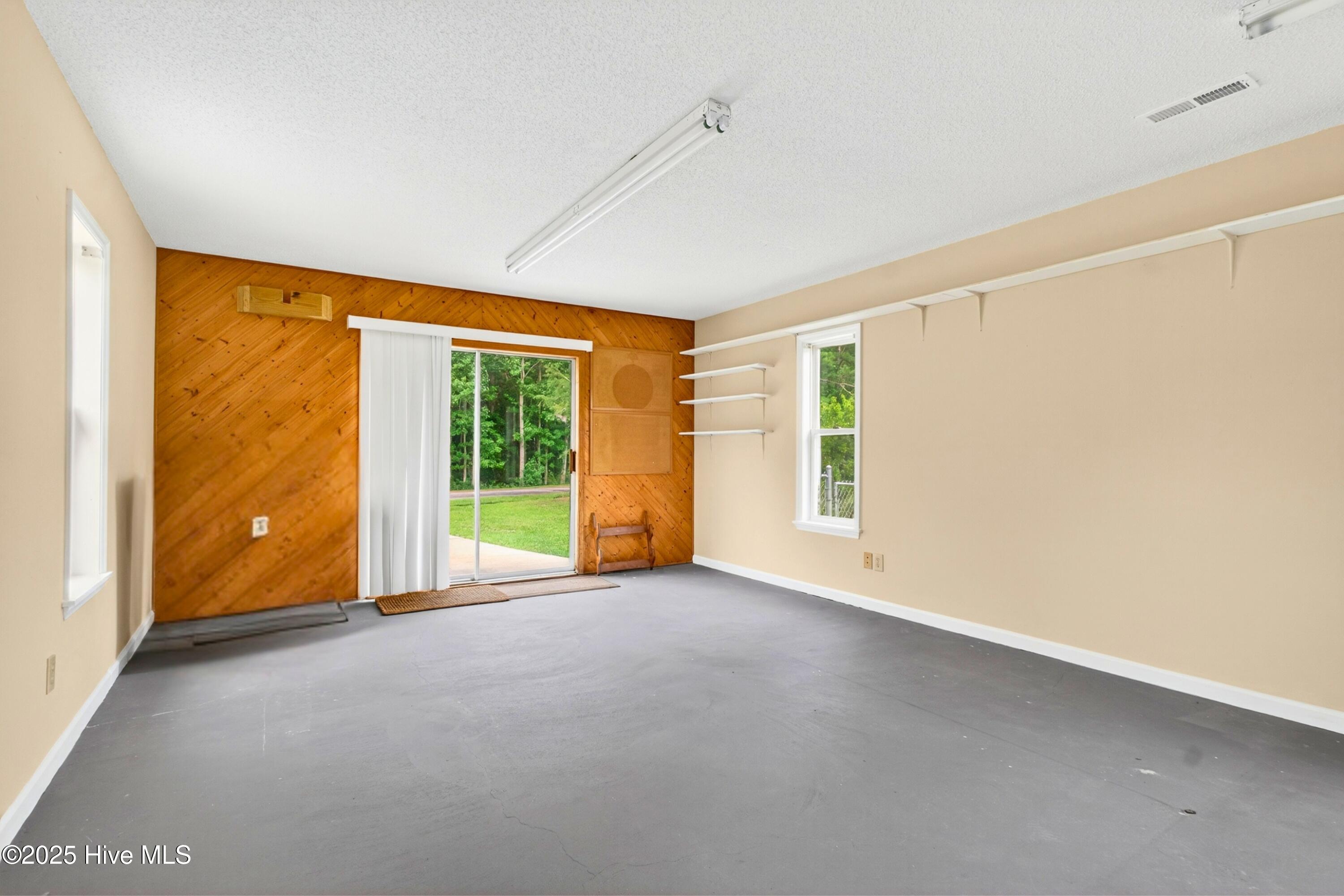 100513022 | Photo 22