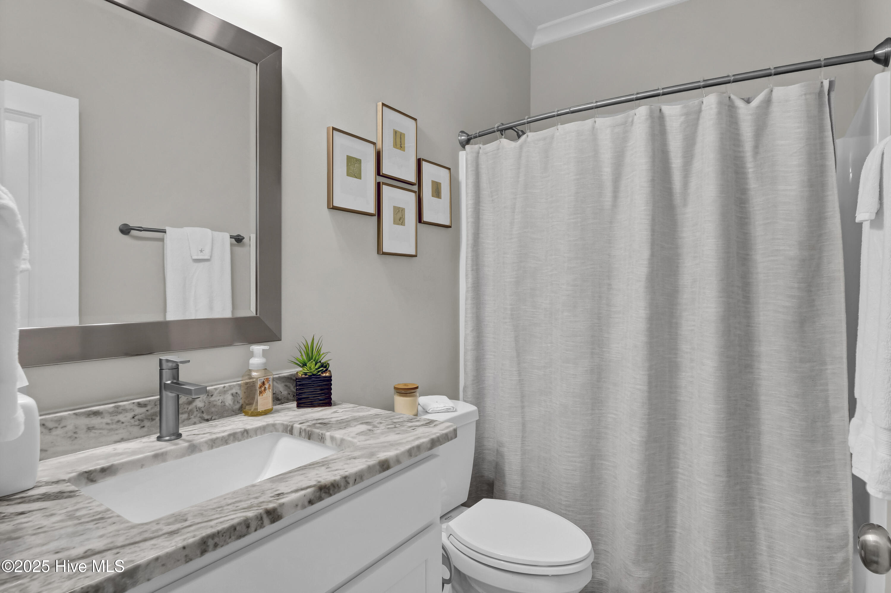 100515379 | Photo 20